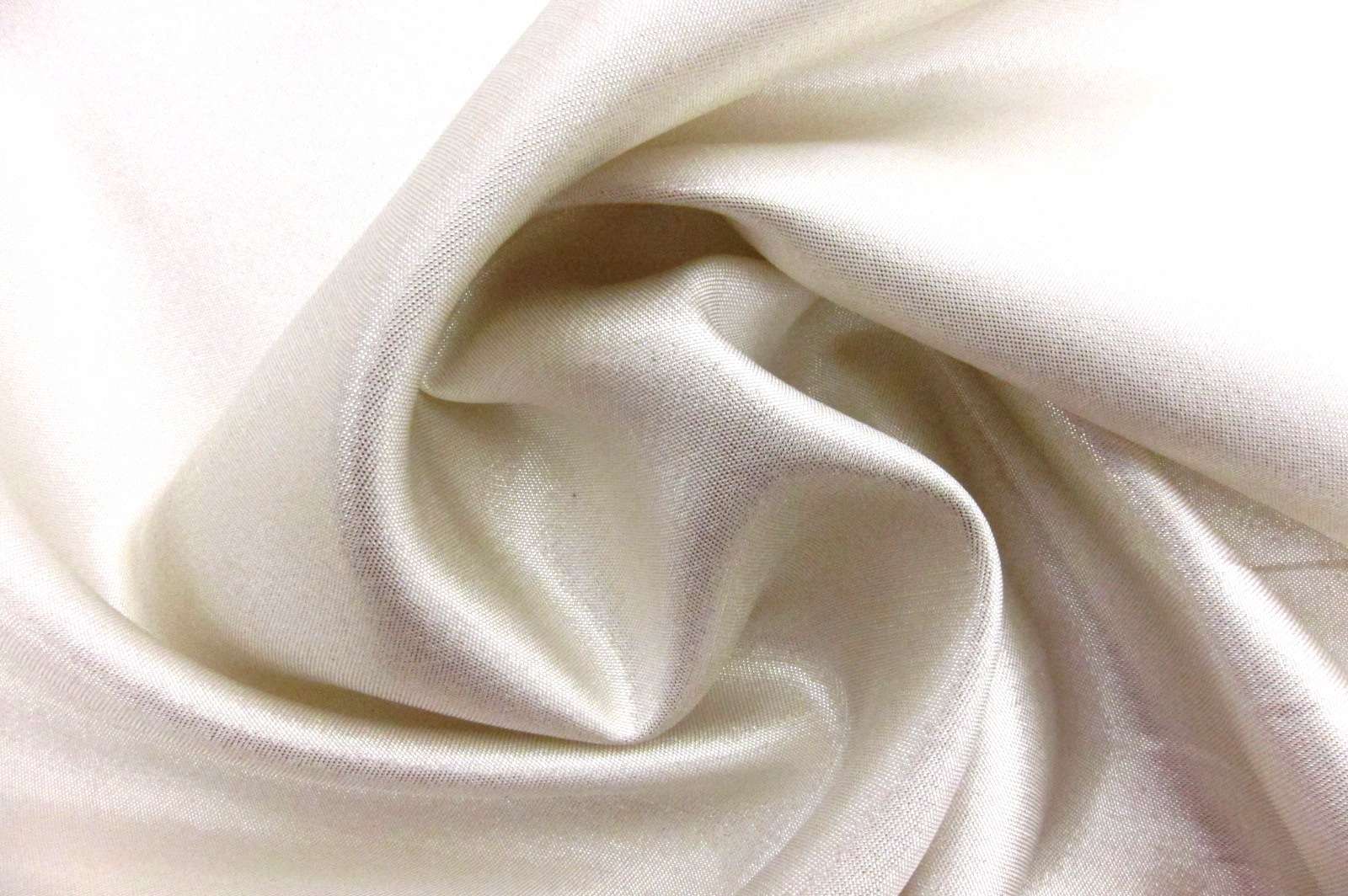 4Ply Liquid Silk Lamé0