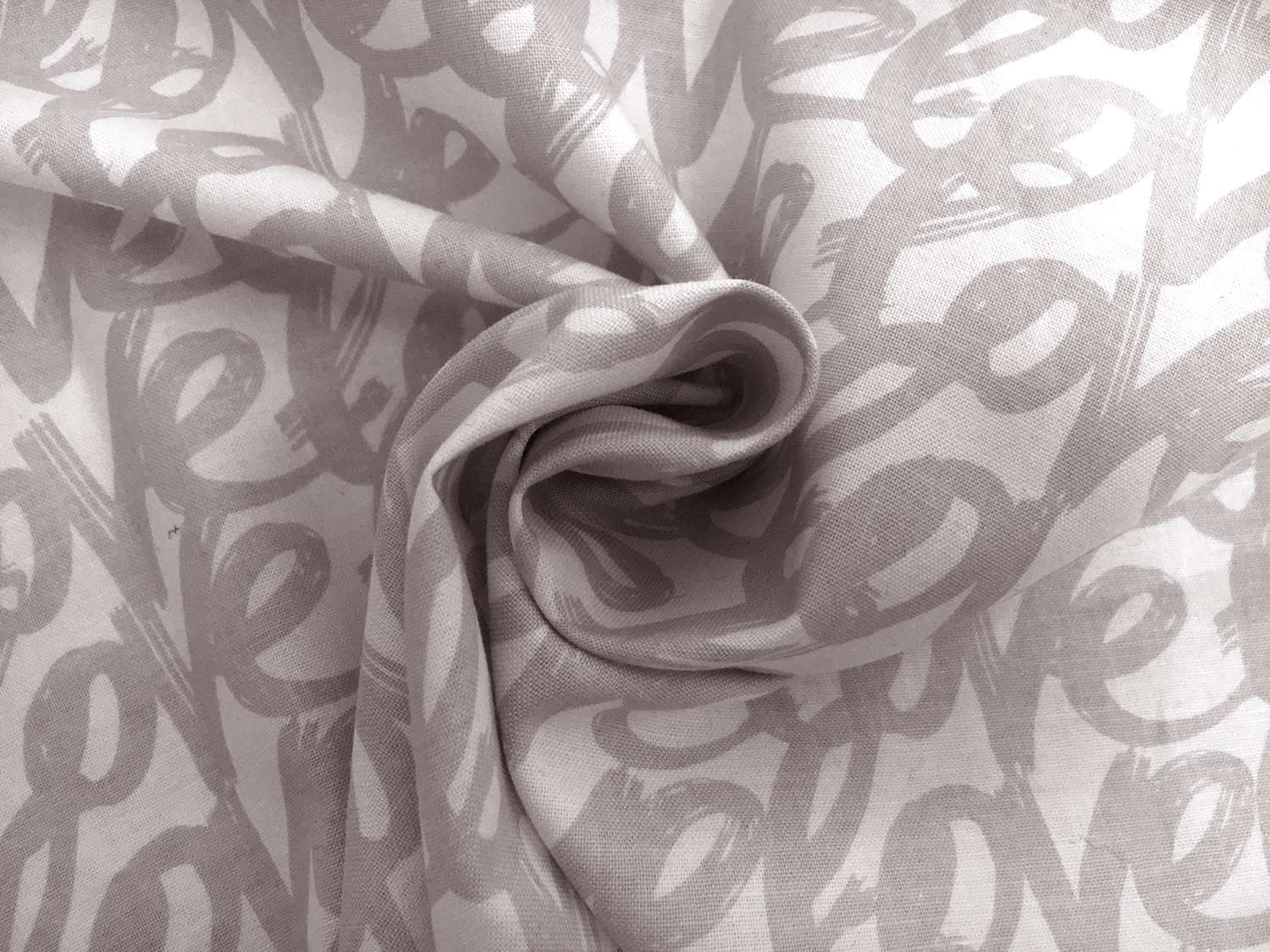 Cotton Broadcloth Love Print1