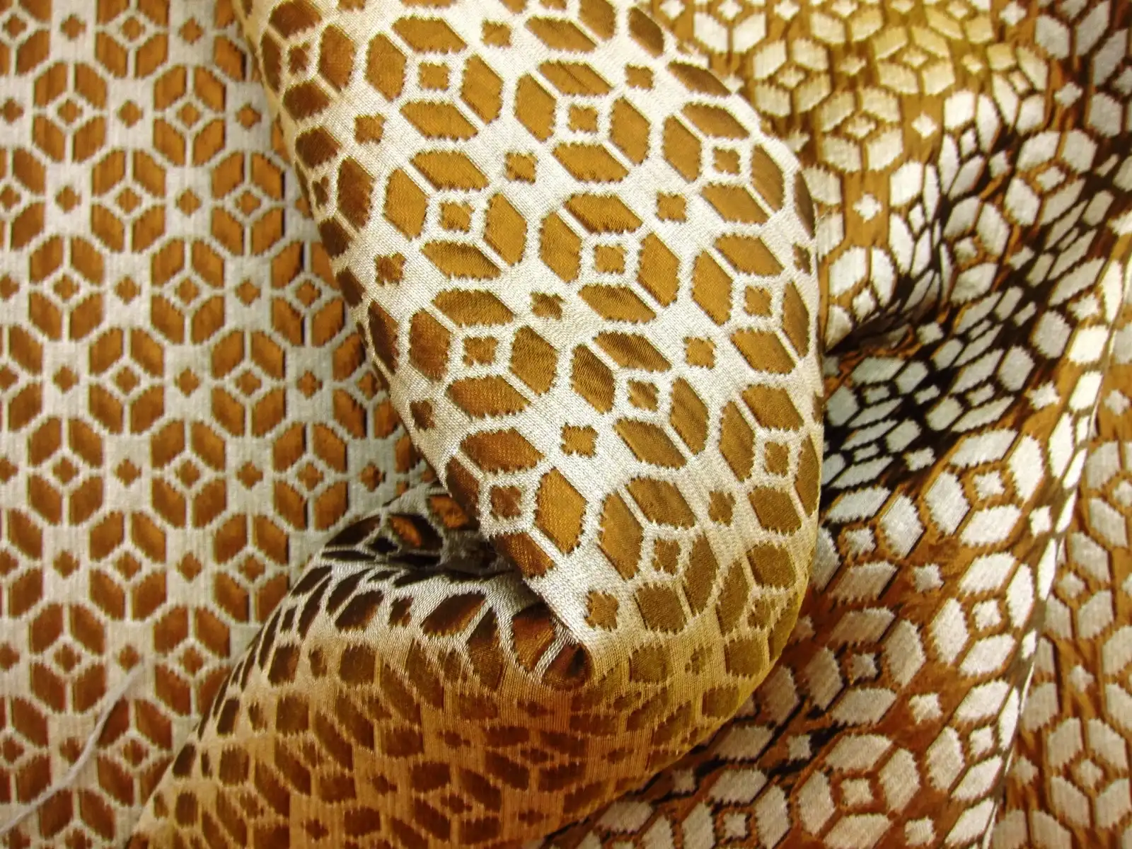 Metallic Brocade2