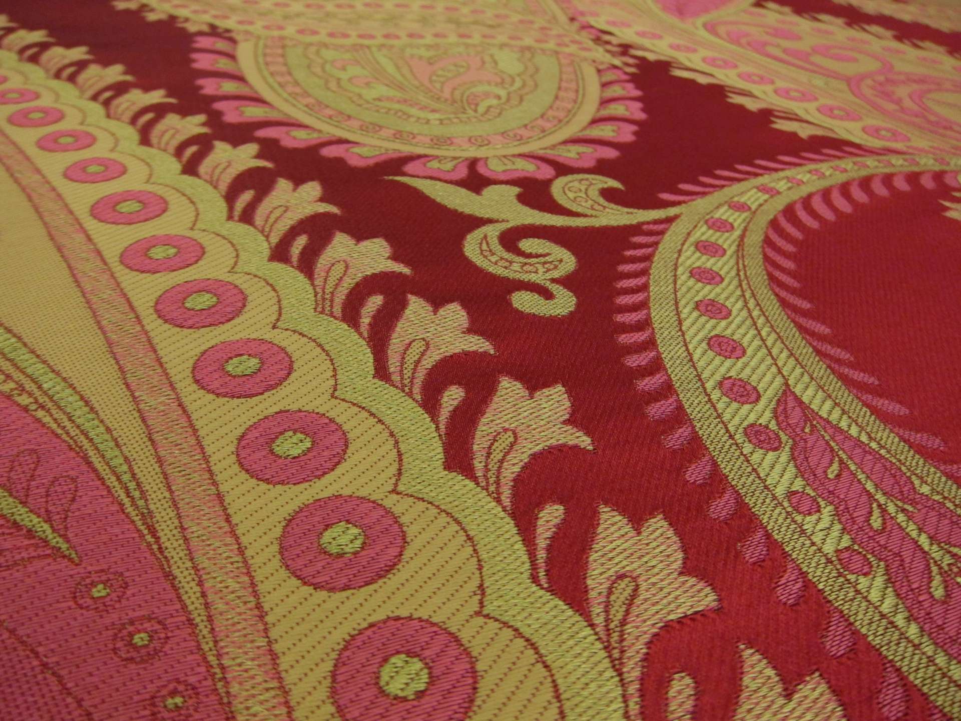 Silk Brocade2