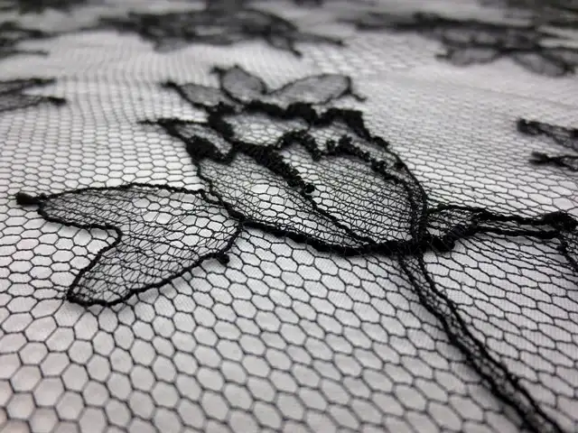 Chantilly Lace2
