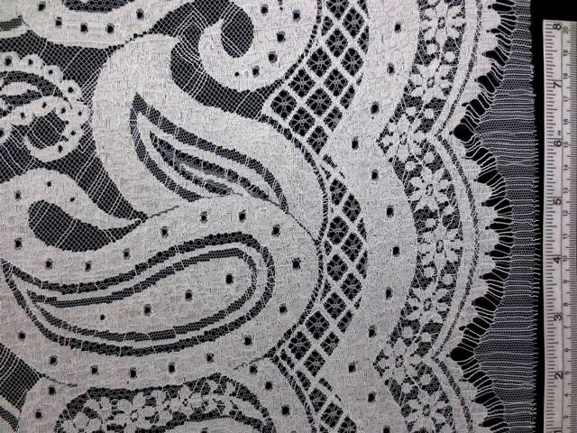 Chantilly Lace0