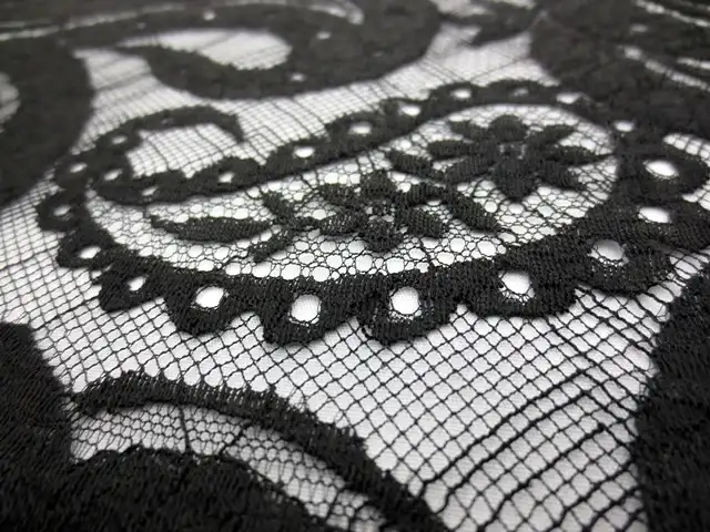 Chantilly Lace2
