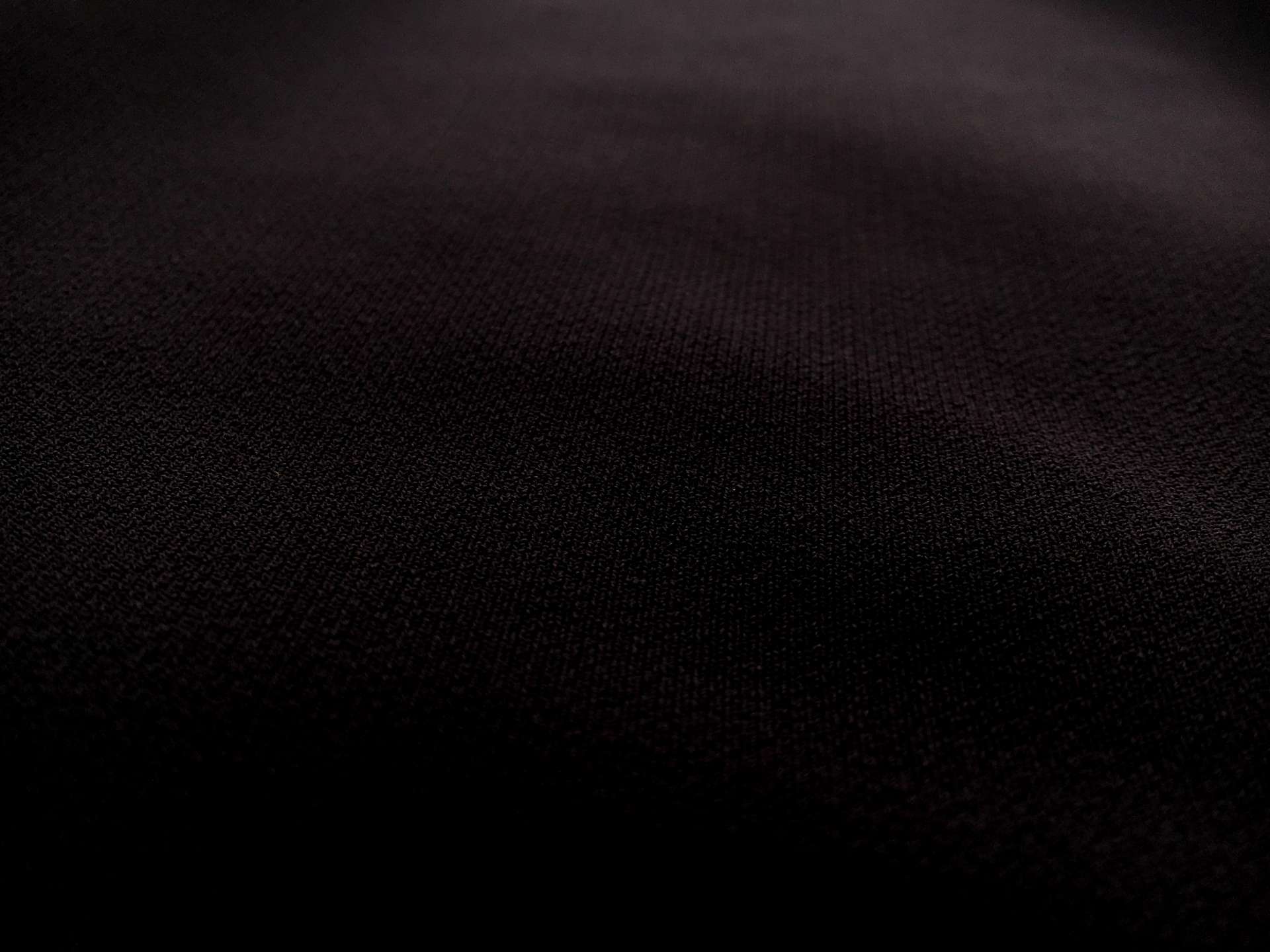 Sponge Crepe in Black1