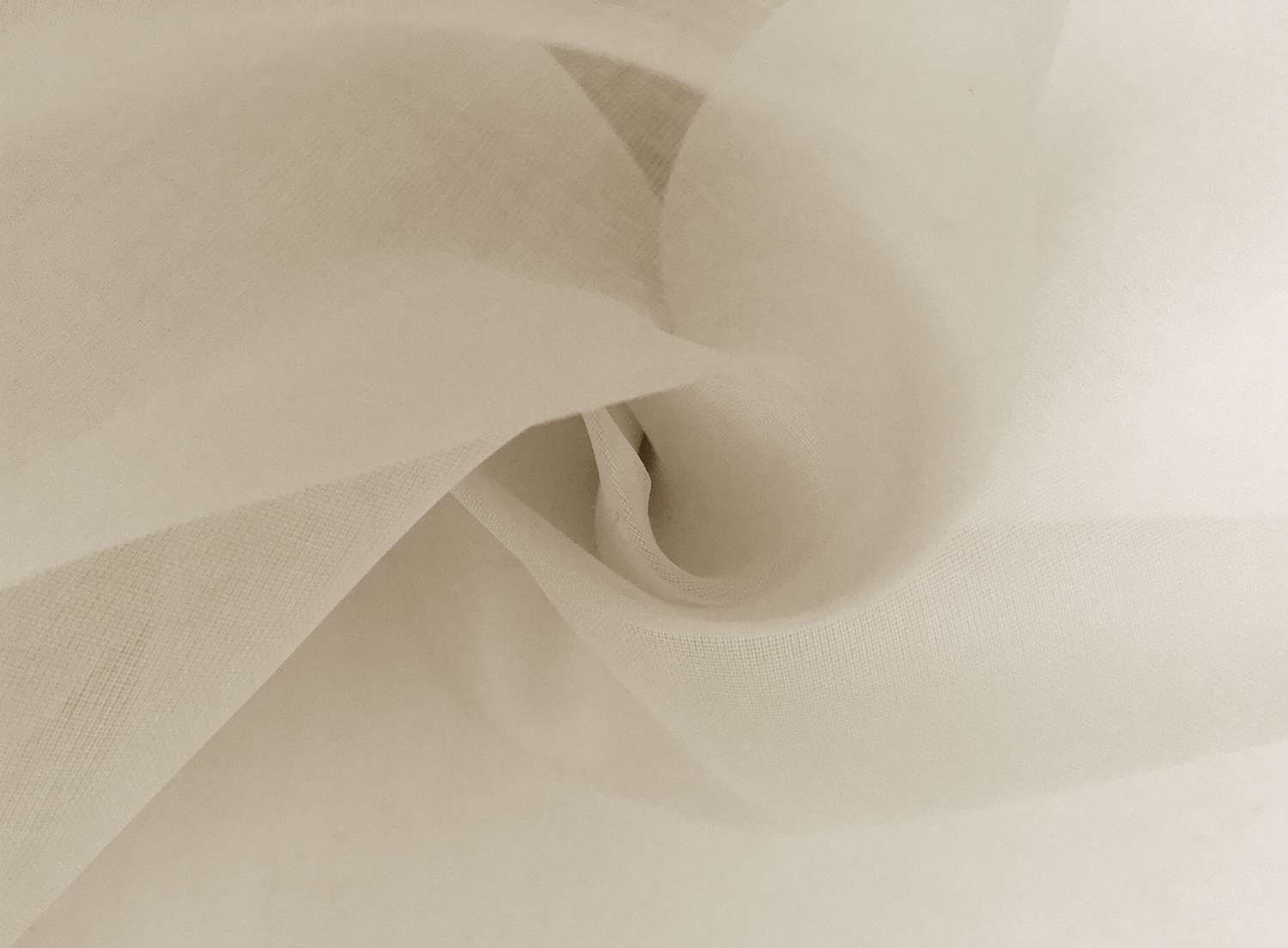 Swiss Cotton Organdy in Antique Ivory (Wide)0