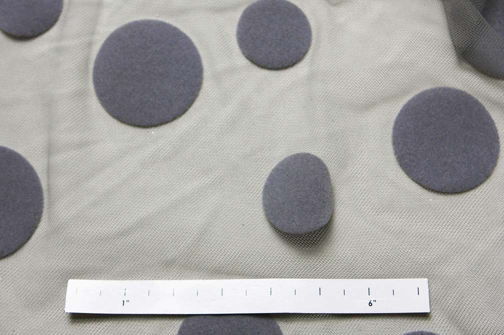 Flocked Dots on Illusion1