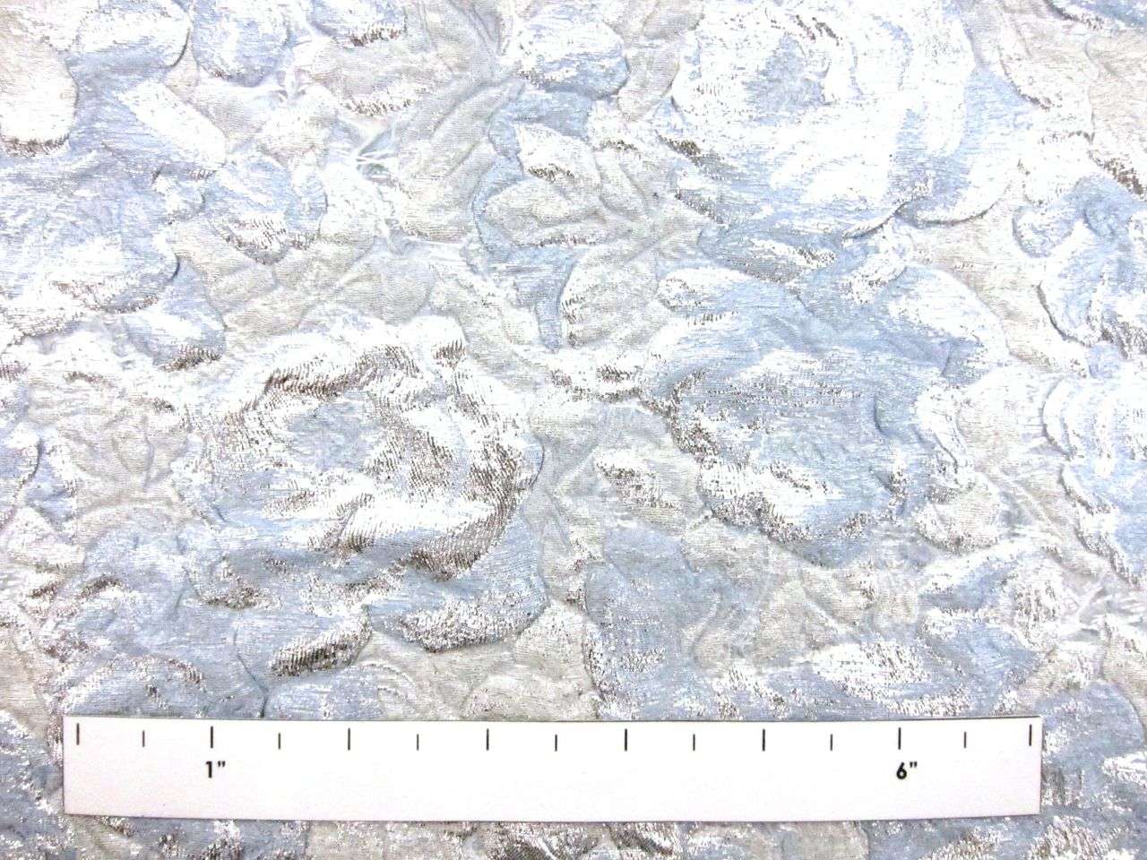 Silk Blend Metallic Cloqué1
