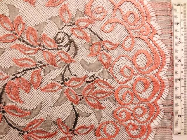 Chantilly Lace0