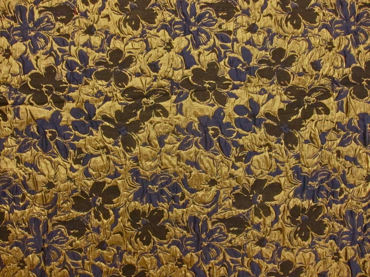 Metallic Cloqué