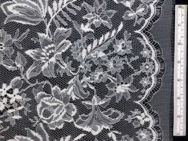 Chantilly Lace0