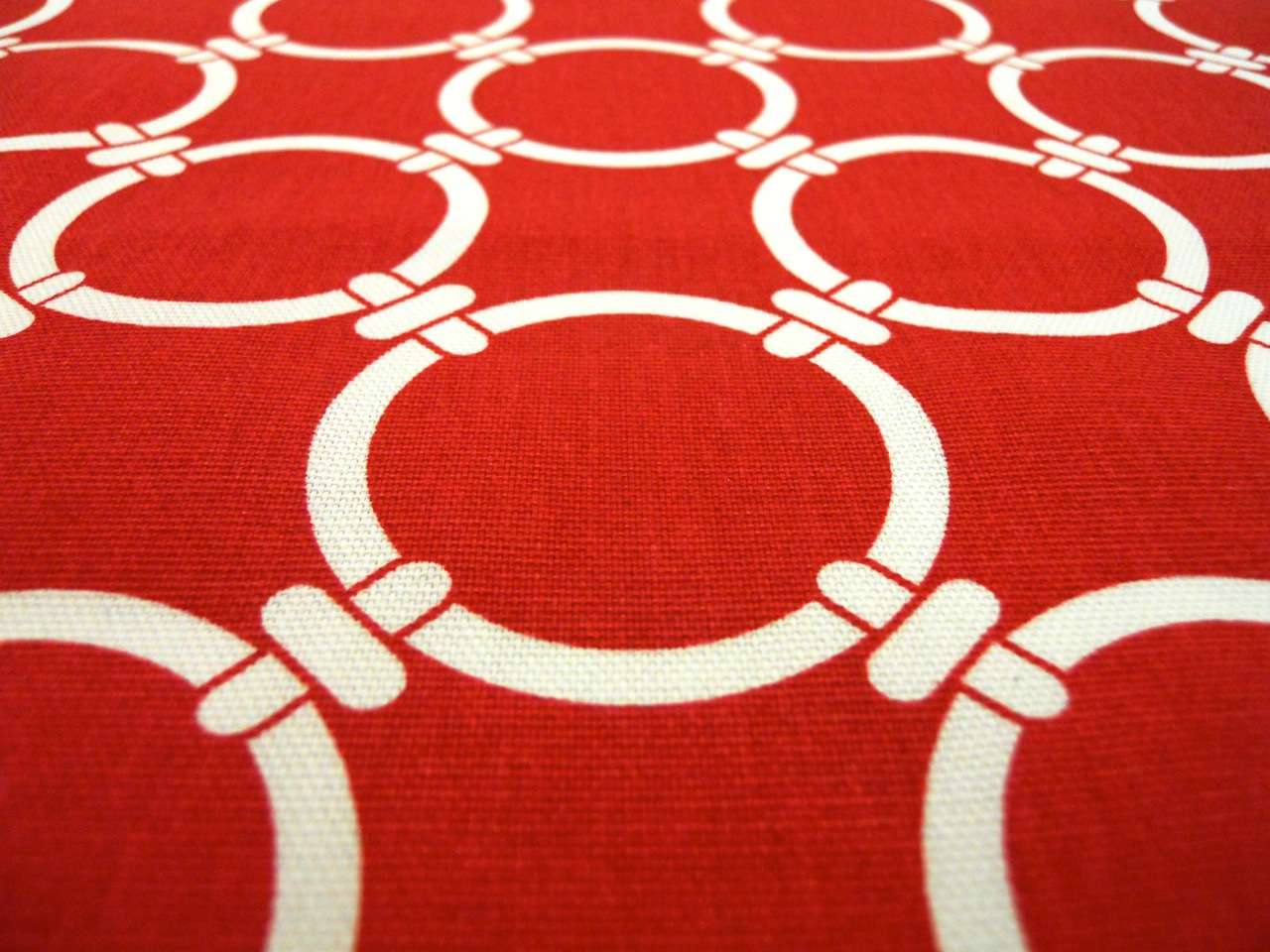 Cotton Canvas Chain Links Print2
