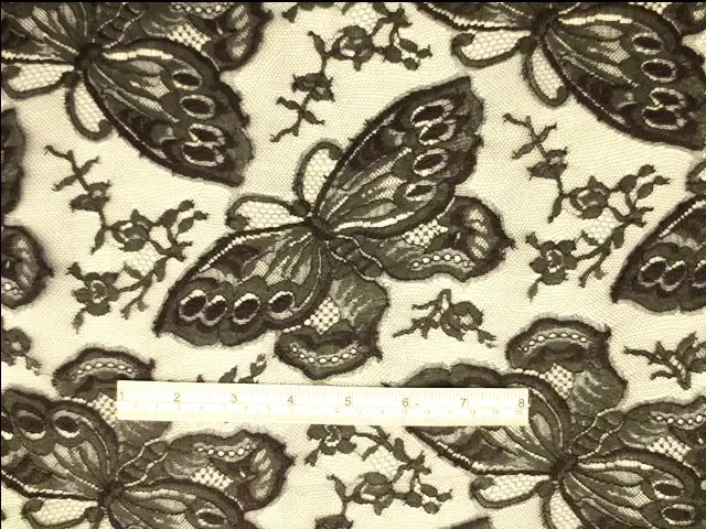 Chantilly Lace1