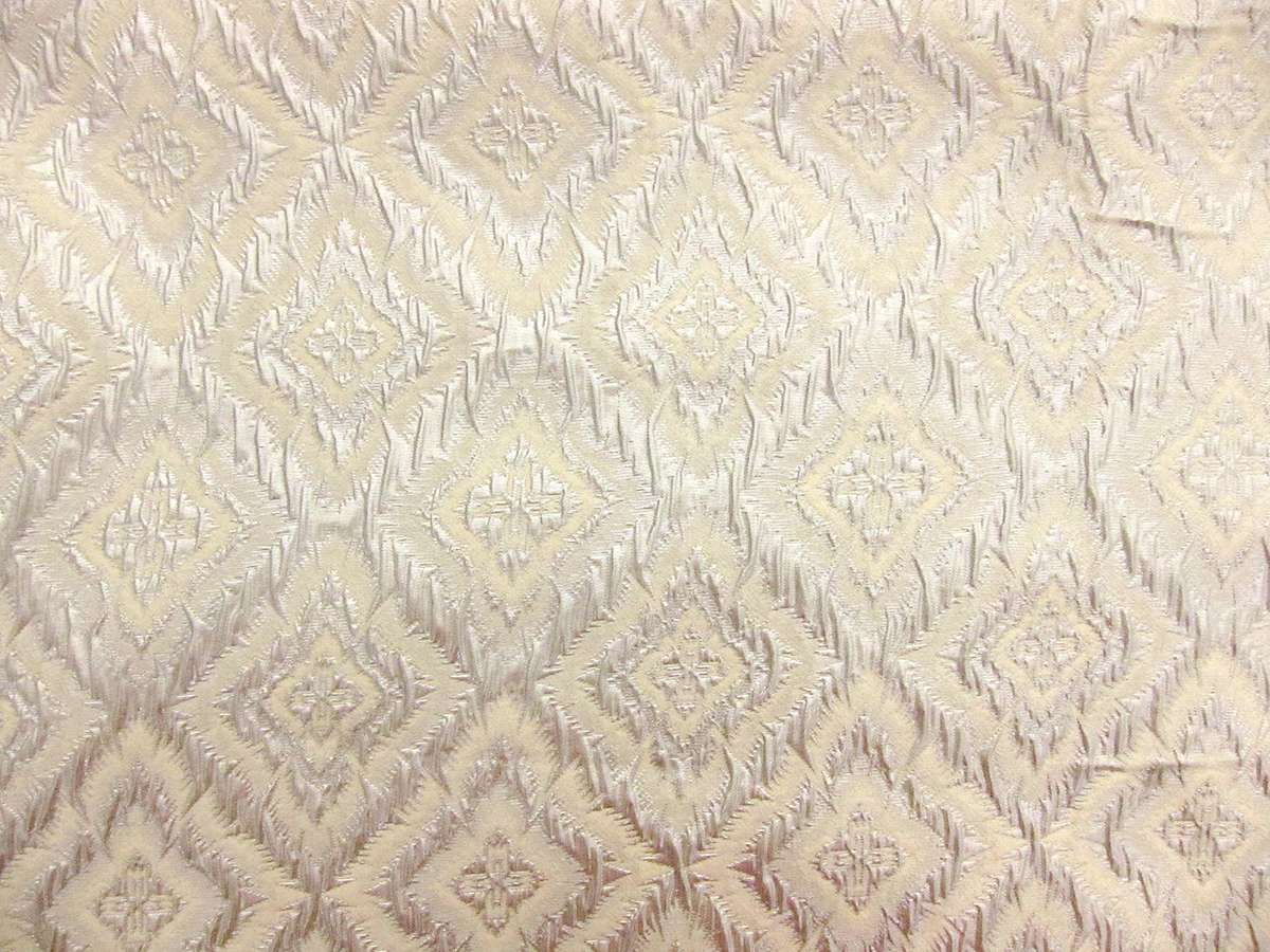 Metallic Geometric Cloqué0
