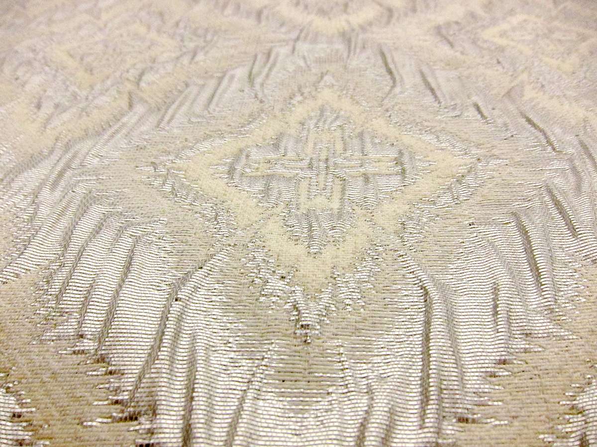 Metallic Geometric Cloqué1