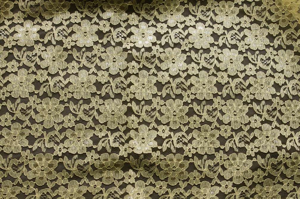 Chantilly Lace0
