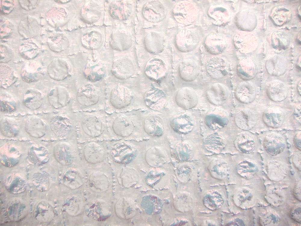 Opalescent Cloqué1