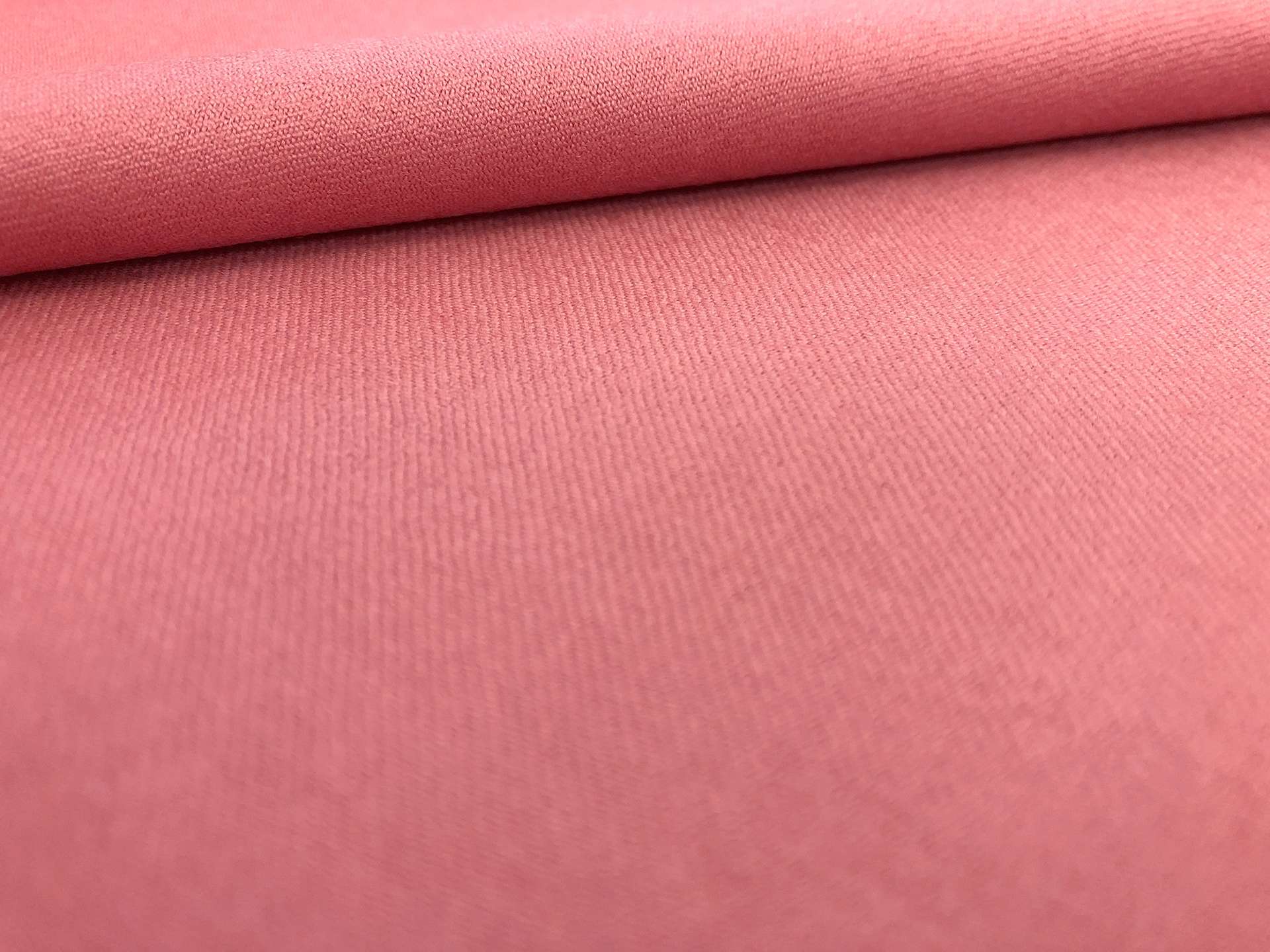 Italian Extra Fine Wool Flannel with Natural Stretch in Carnation