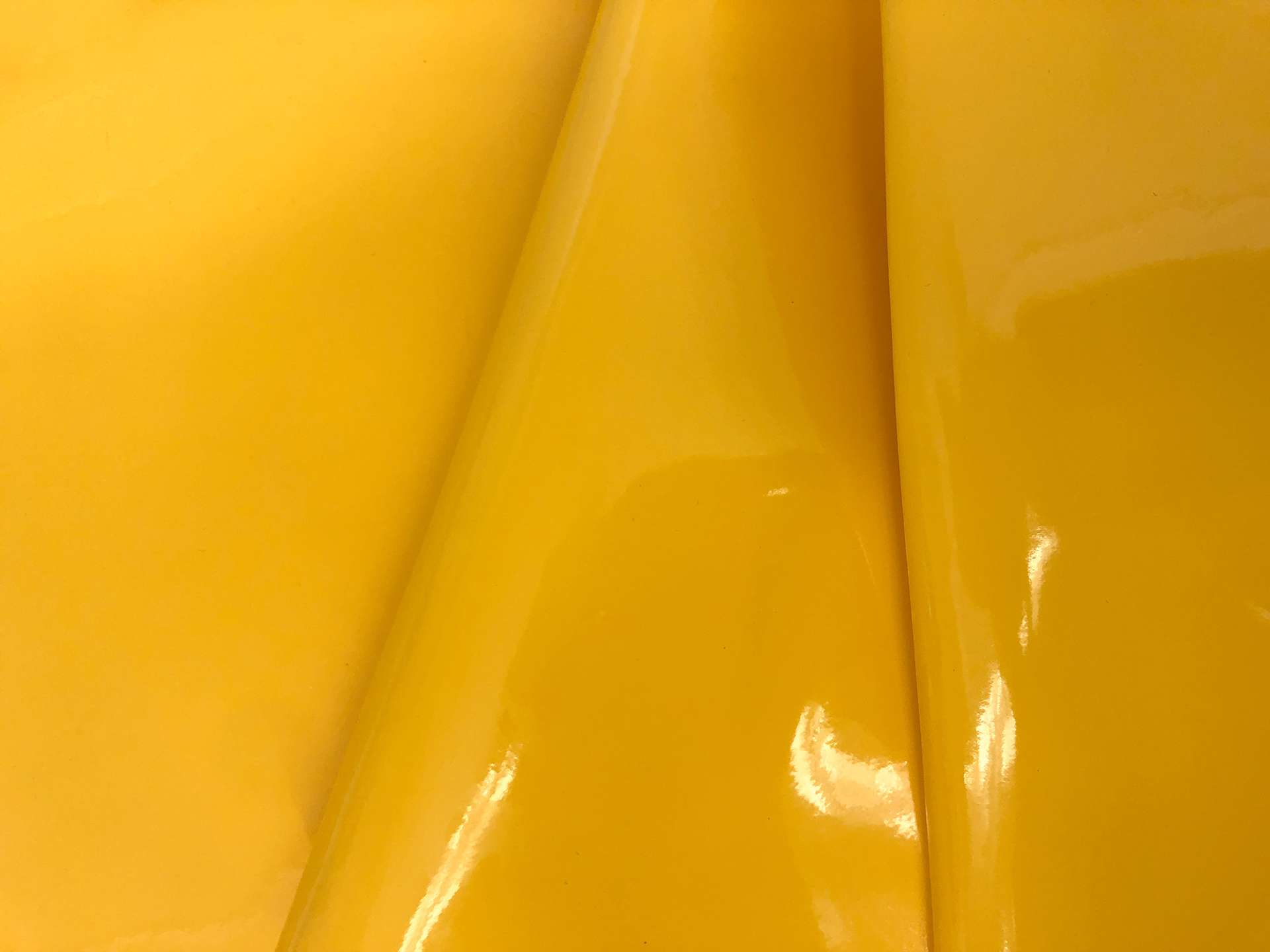 Fire Retardant Wetlook Vinyl in Yellow