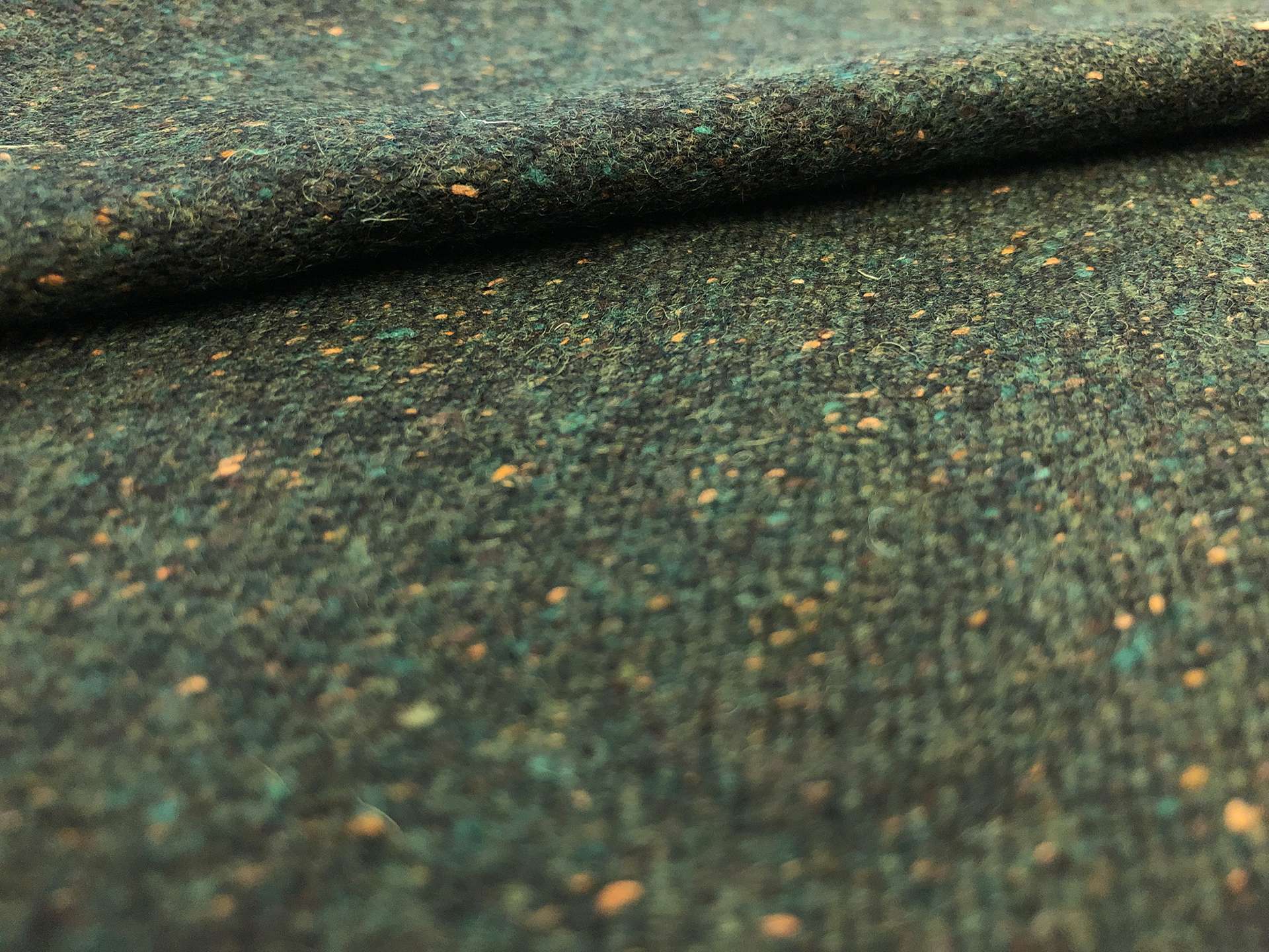 Italian Wool Blend Tweed in Verdone Green
