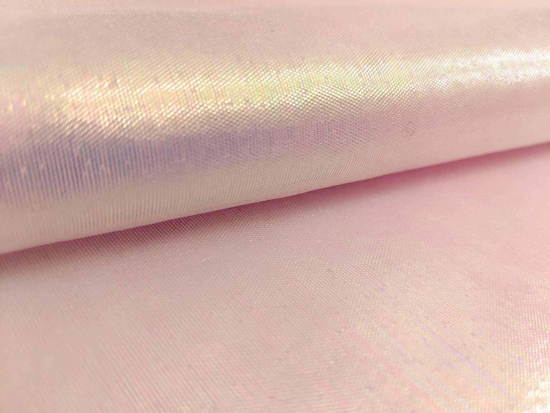 Sheer Opalescent Organza in Lilac