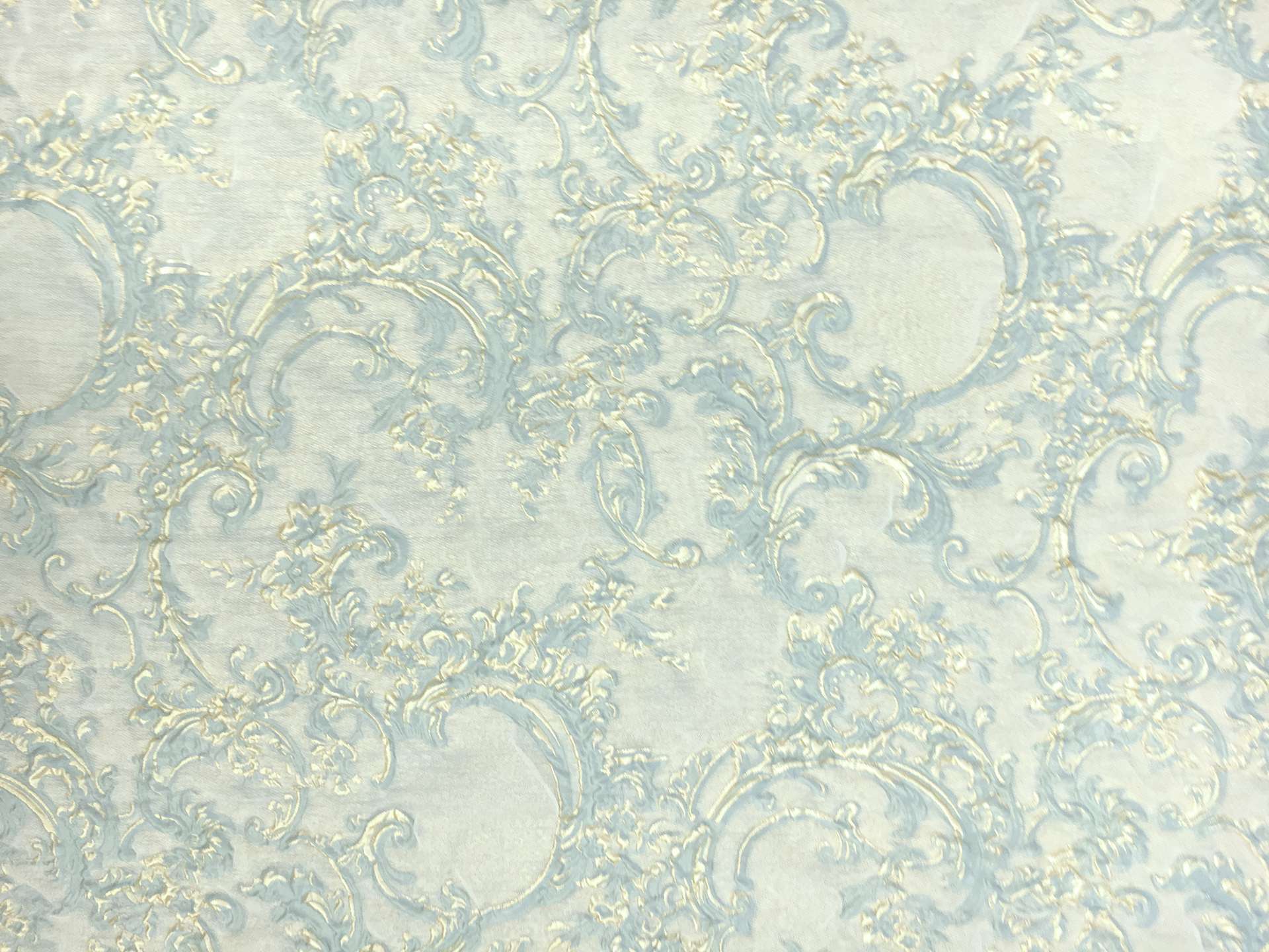 Silk and Polyester Blend Metallic Organza Cloqué