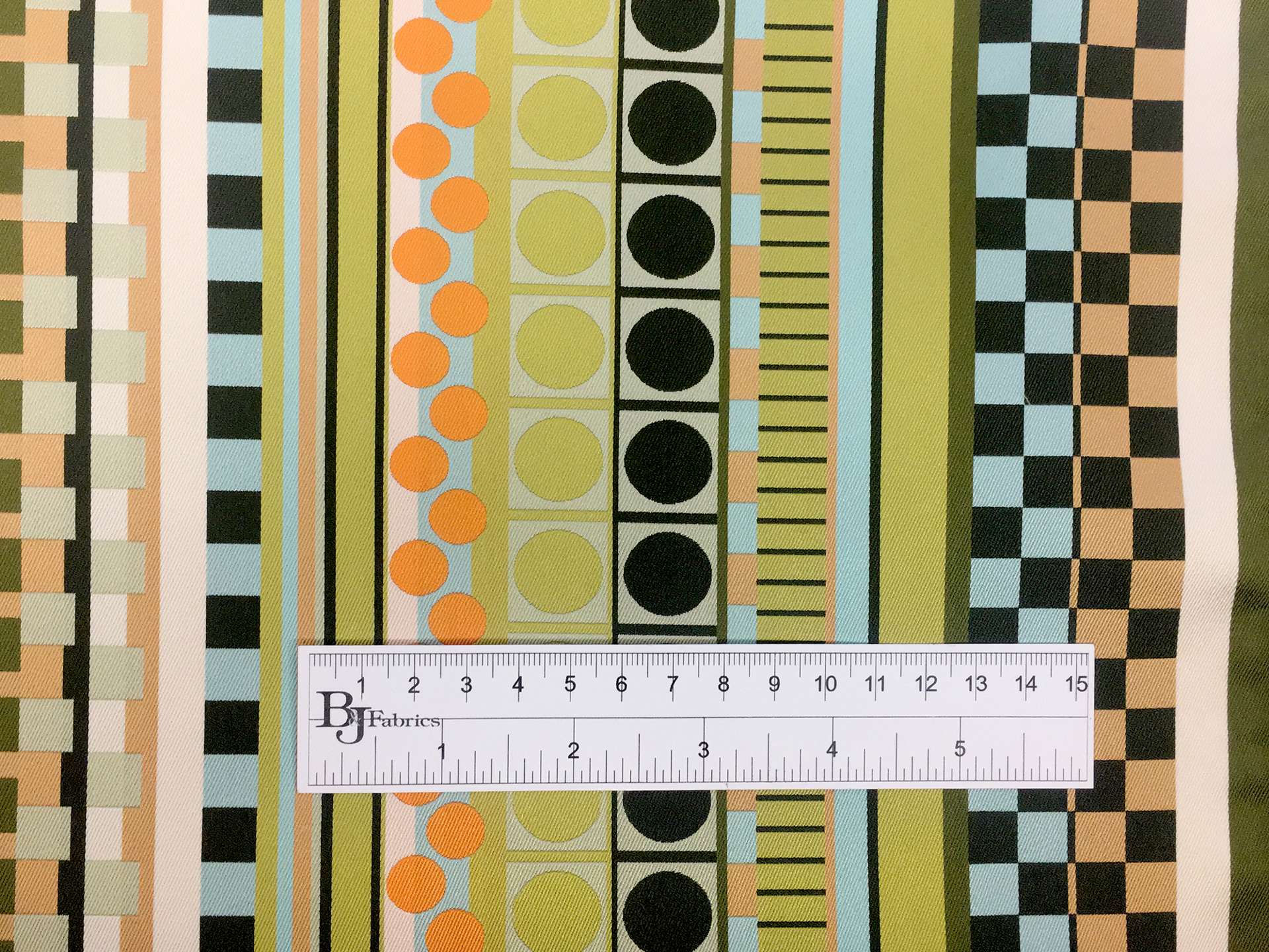 Double Face Jacquard Twill with Geometric Patterns