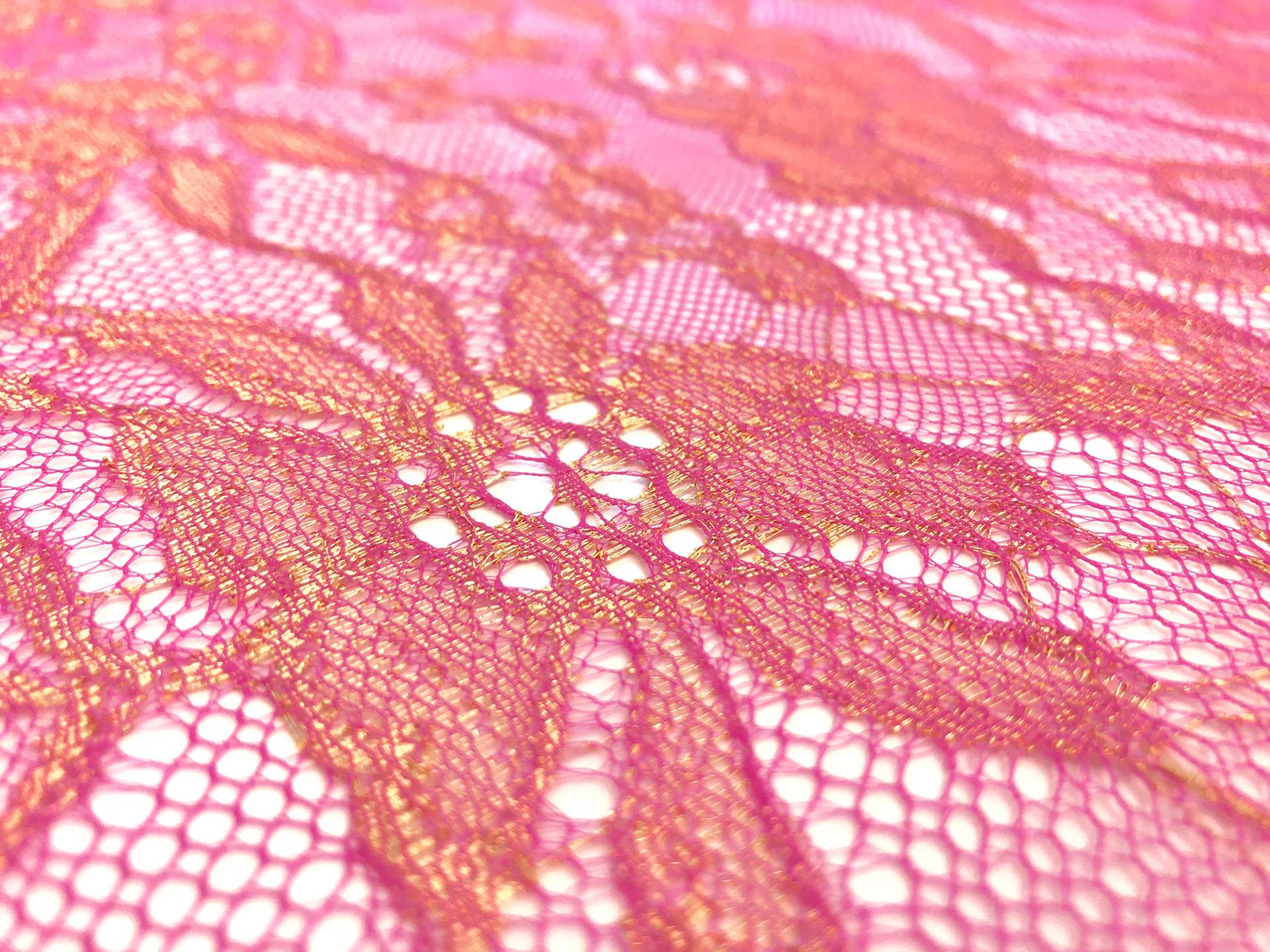 Metallic Floral Chantilly Lace in Coral and Gold