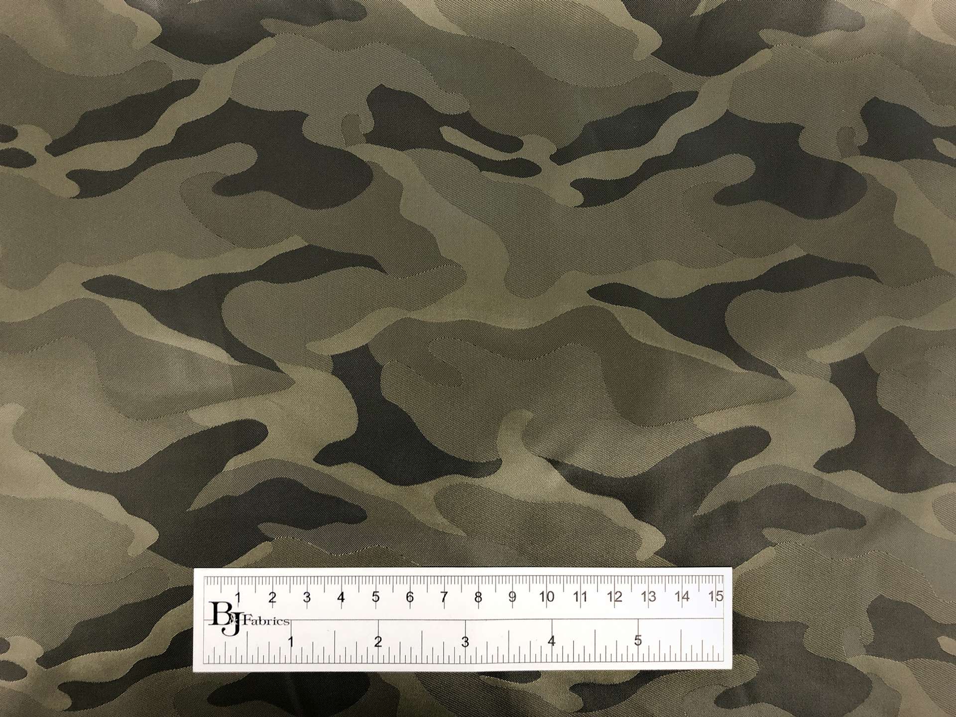 Polyester Camo Jacquard Rainwear in Green