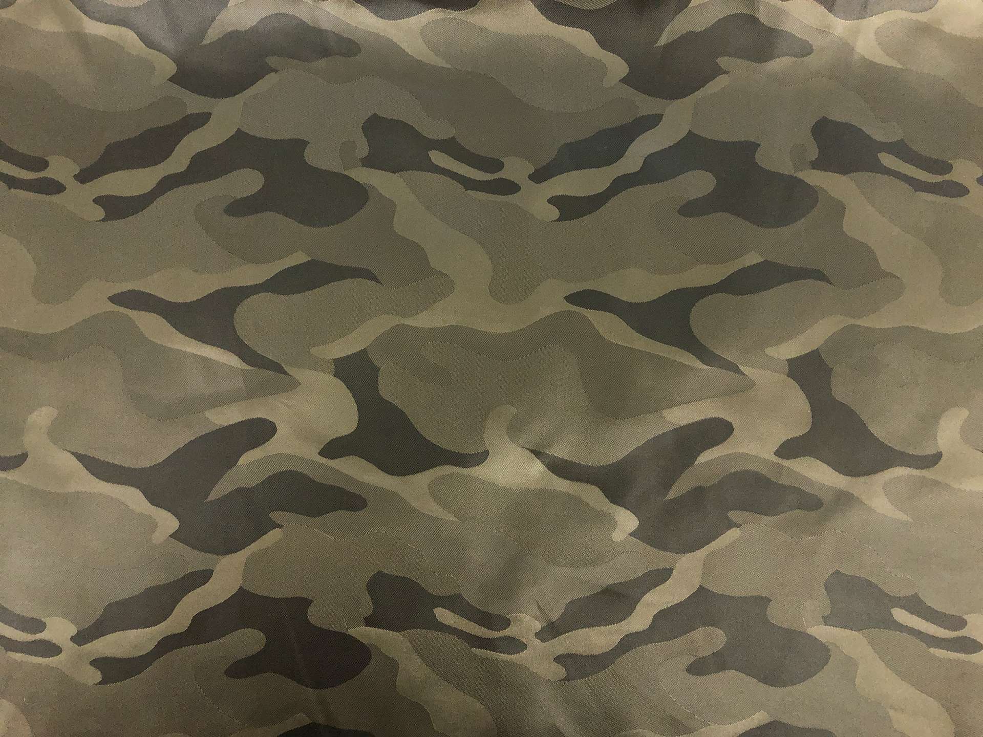 Polyester Camo Jacquard Rainwear in Green