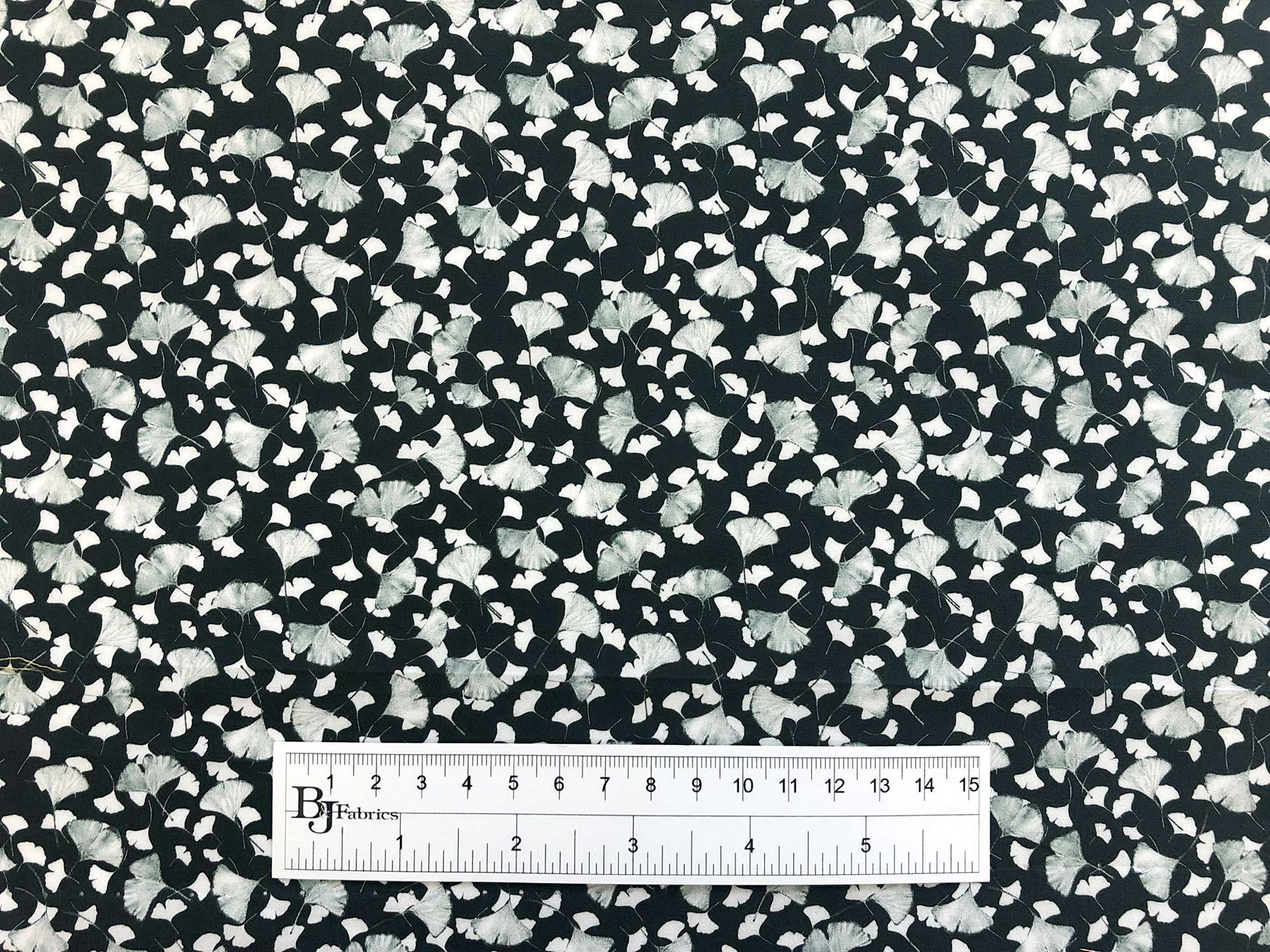 Cotton Broadcloth With Sweet Peas Floral Print