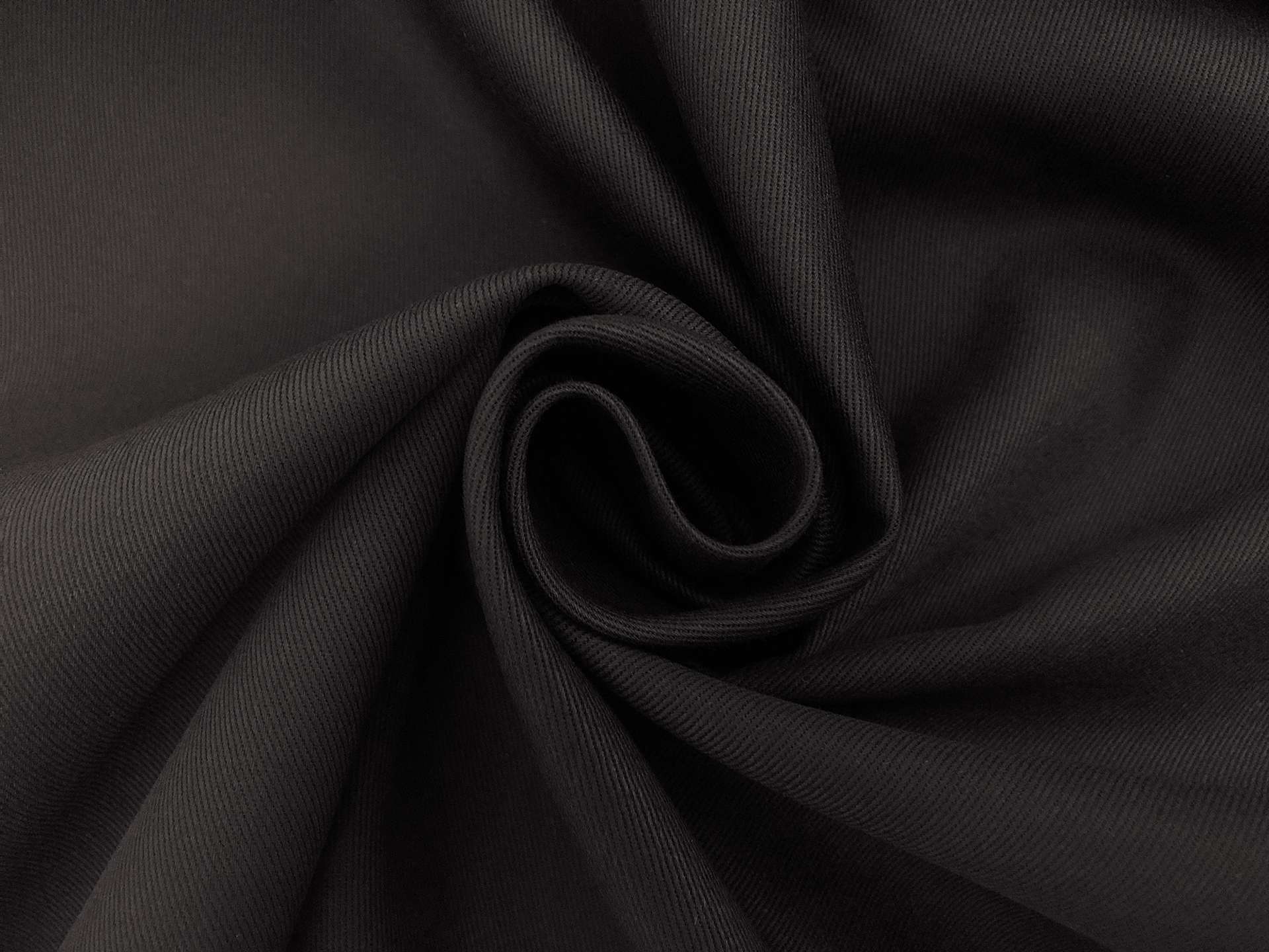 Japanese Lightweight Cotton Twill in Black