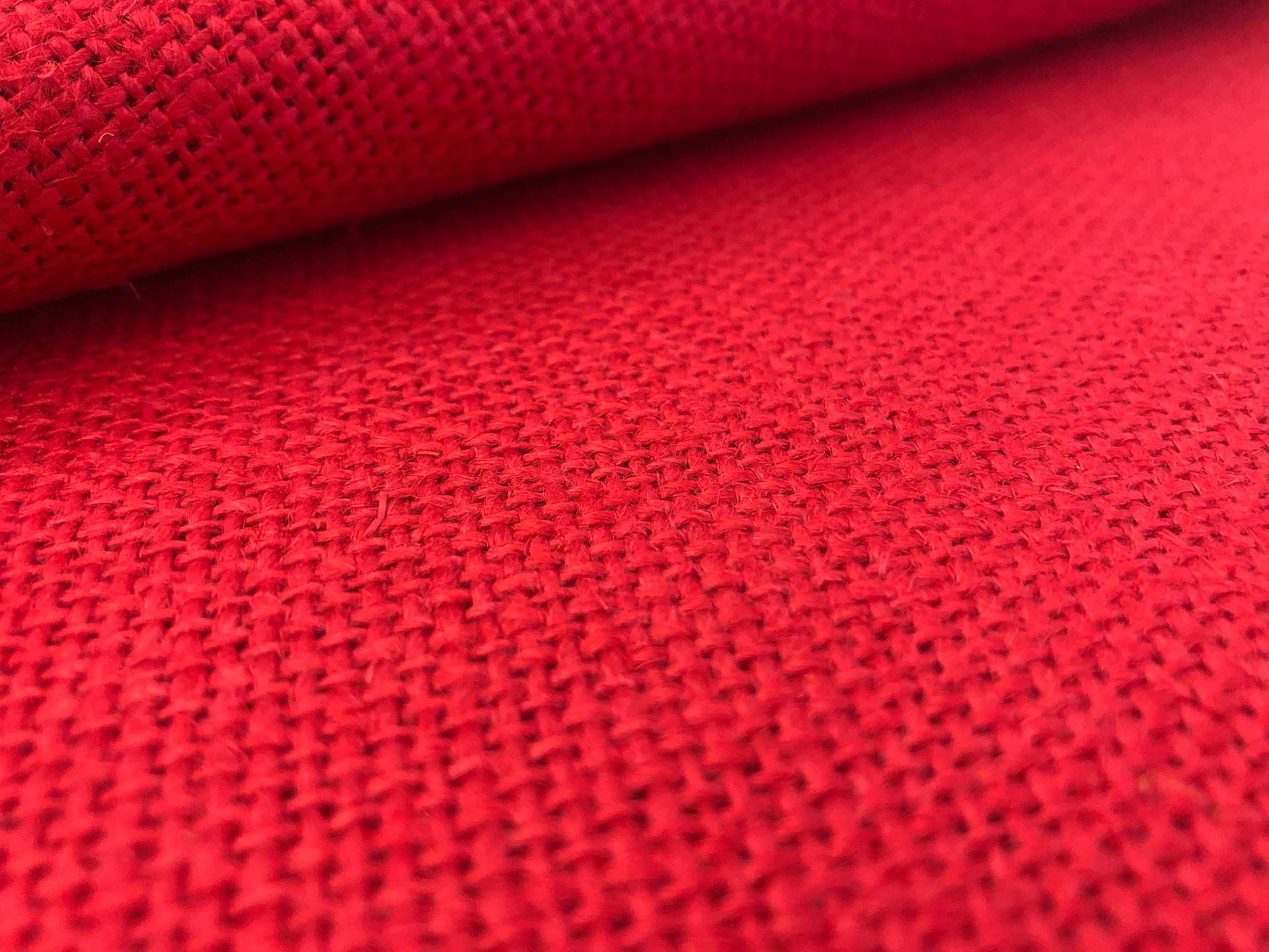 Linen Burlap in Red