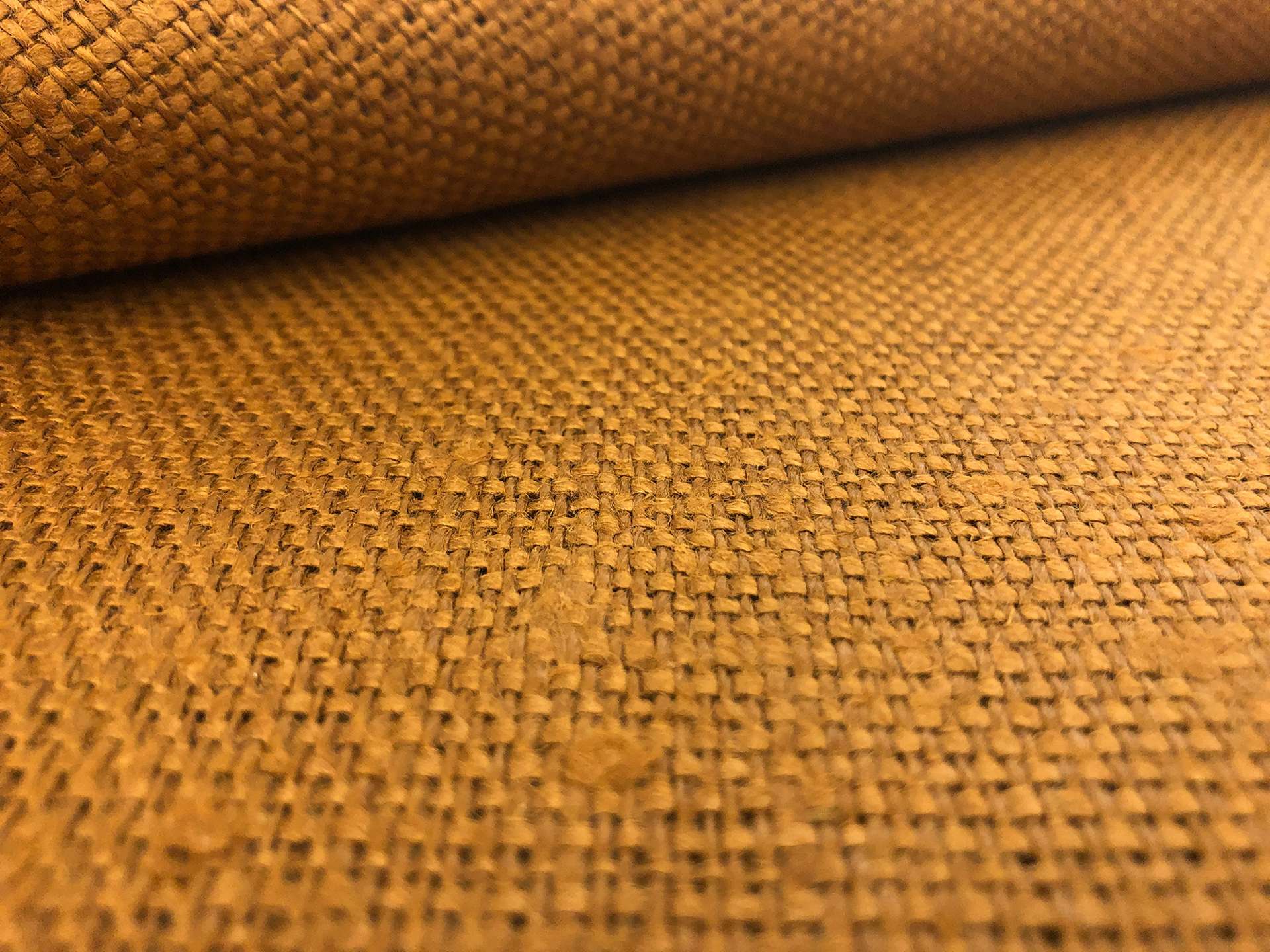 Linen Burlap in Mocha