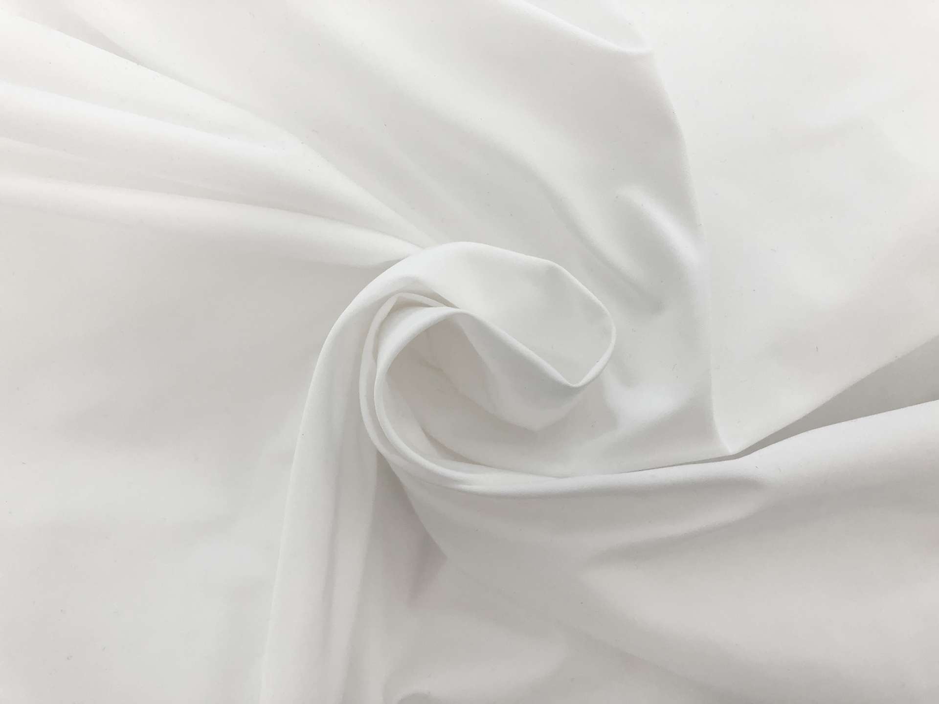 Polyester Taffeta Rainwear in White