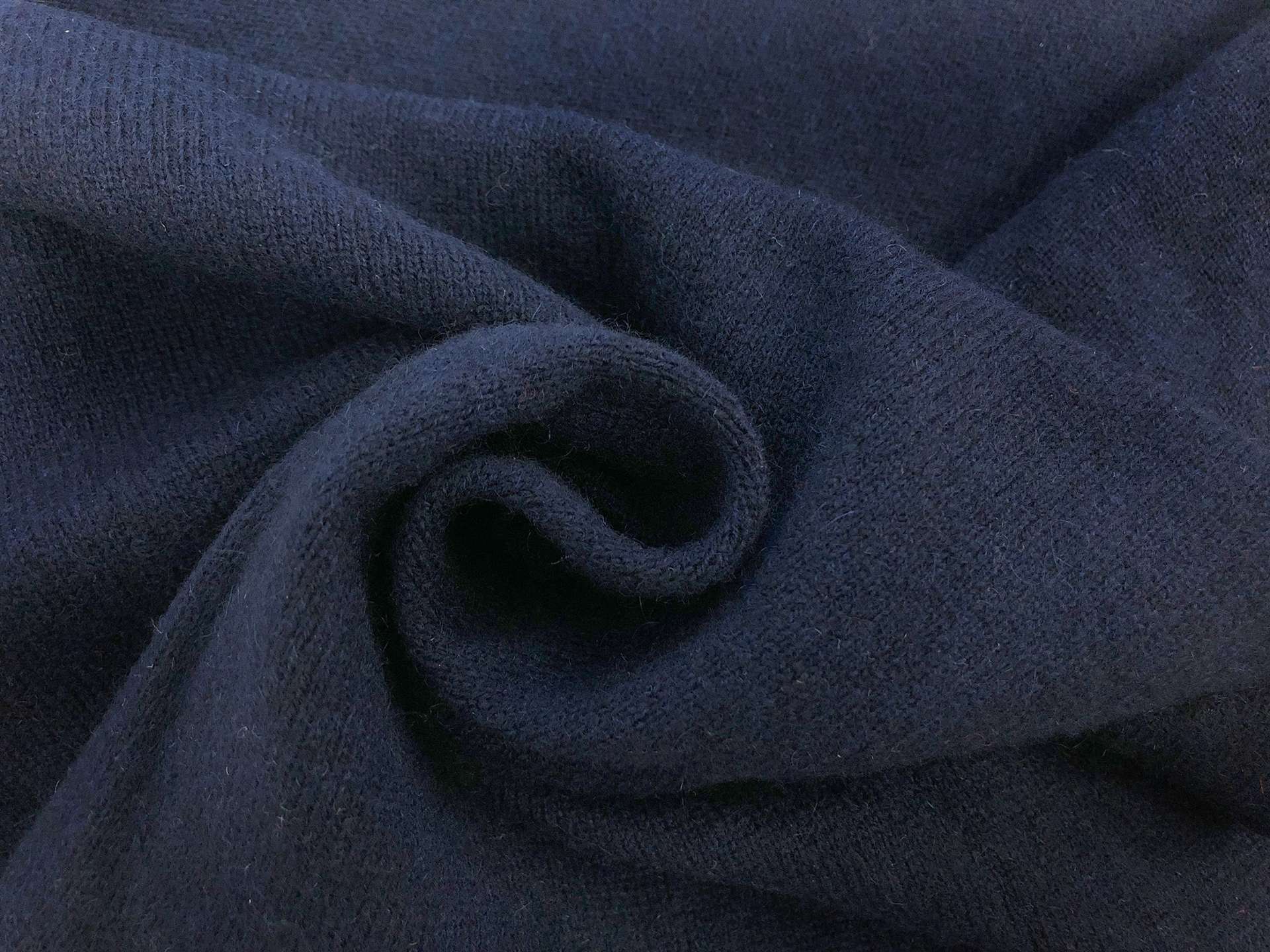 Cashmere Knit in Navy Cosmo