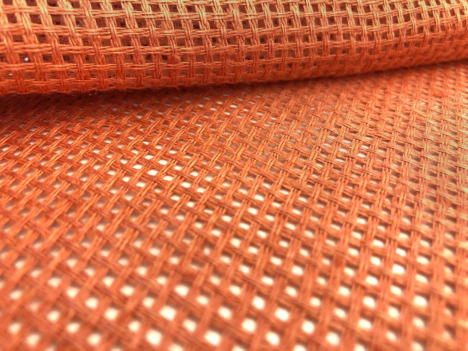 Linen Mesh in Cognac