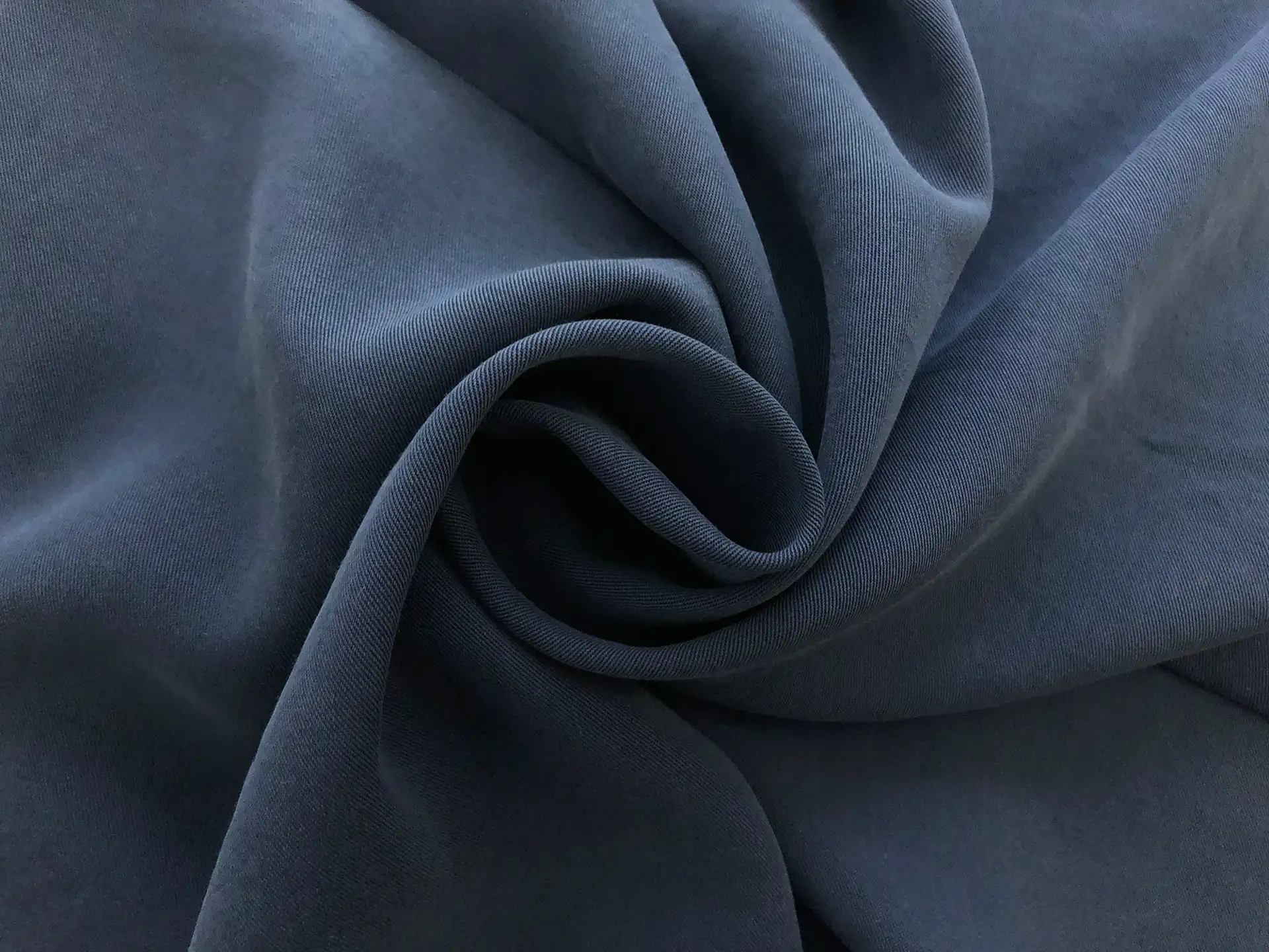 Tencel Gabardine in Navy