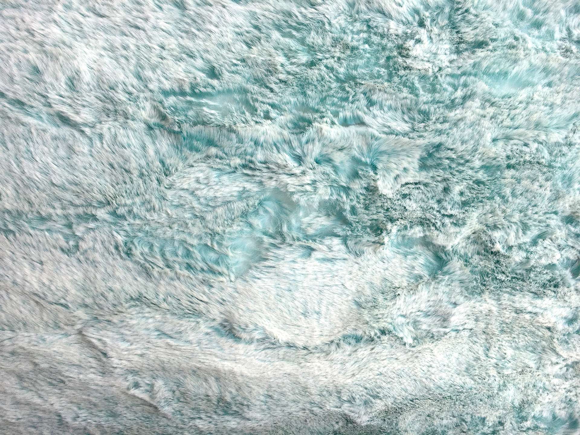 Luxury Chinchilla Faux Fur in Aqua