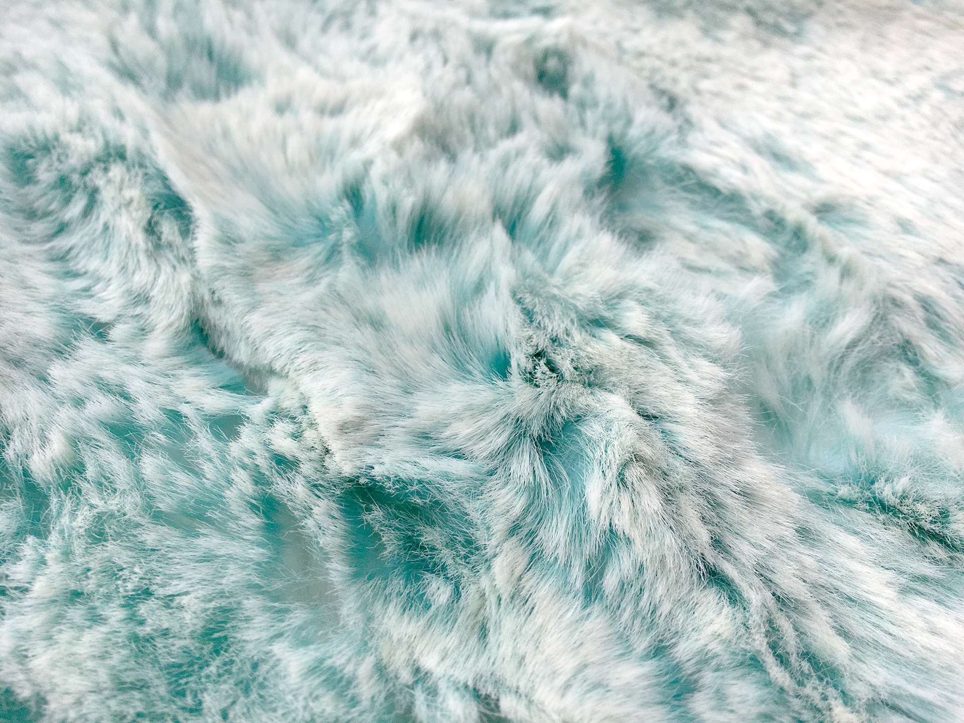 Luxury Chinchilla Faux Fur in Aqua