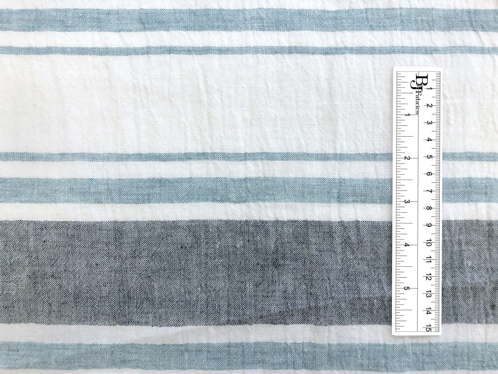 Linen Crinkled Gauze With Stripes in Blues