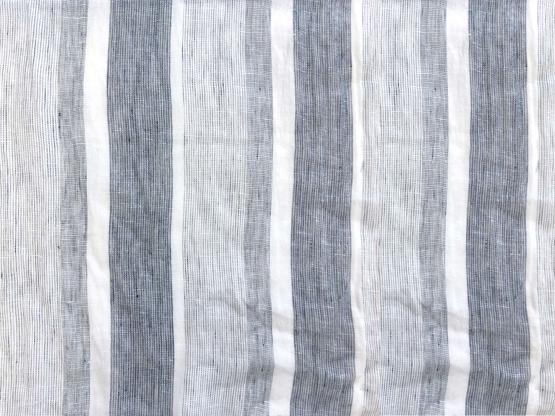 Linen Crinkled Gauze With Stripes in White