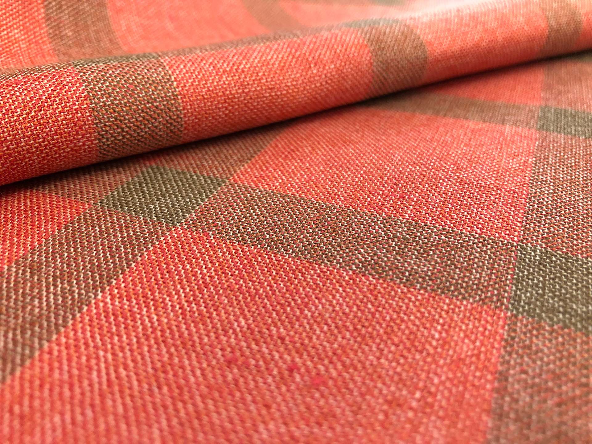 Wool, Linen & Silk Blend Plaid Suiting