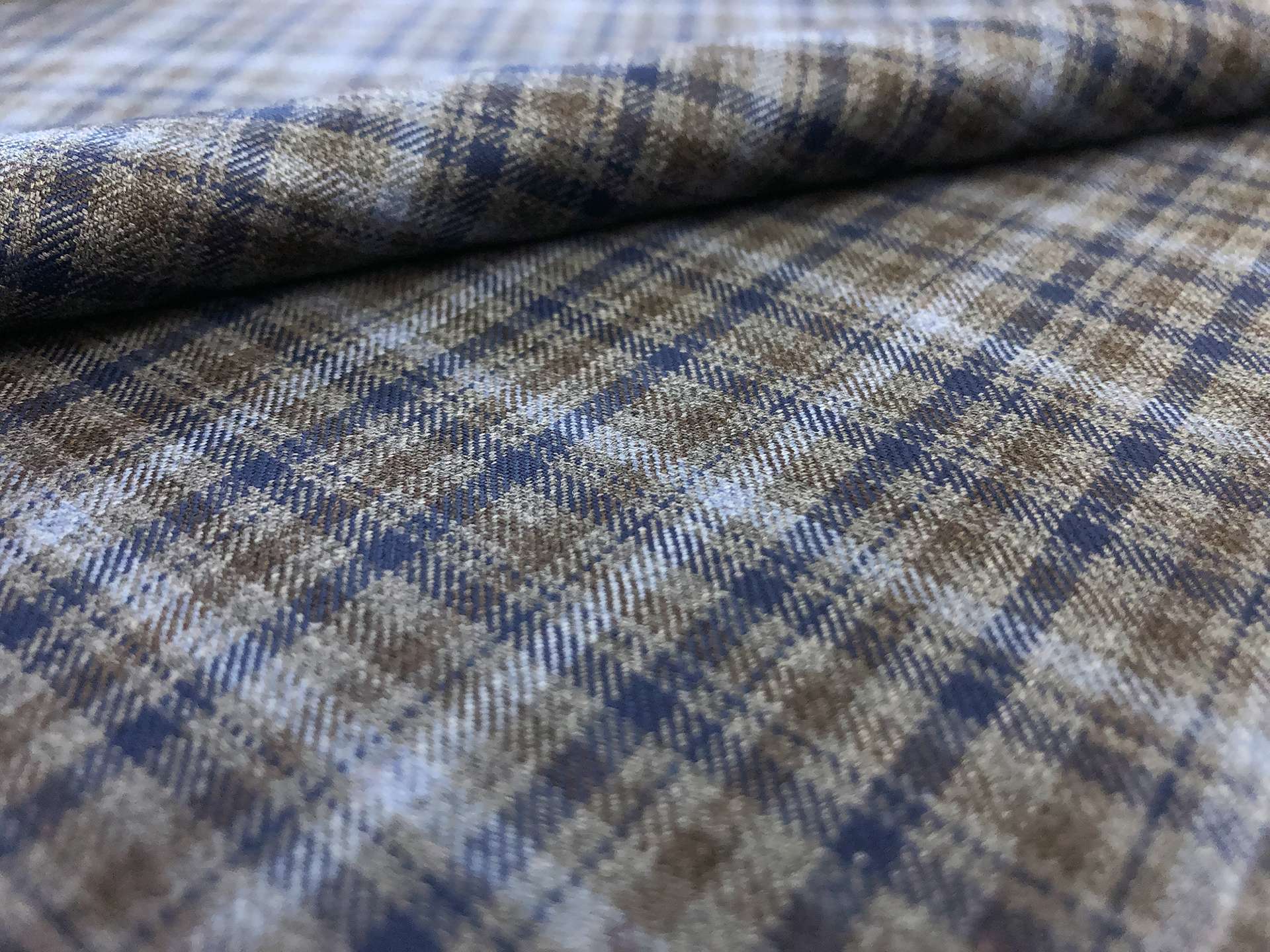 Italian Loro Piana Extra Fine Wool Super 130's Plaid Suiting in Powder Blue Grey