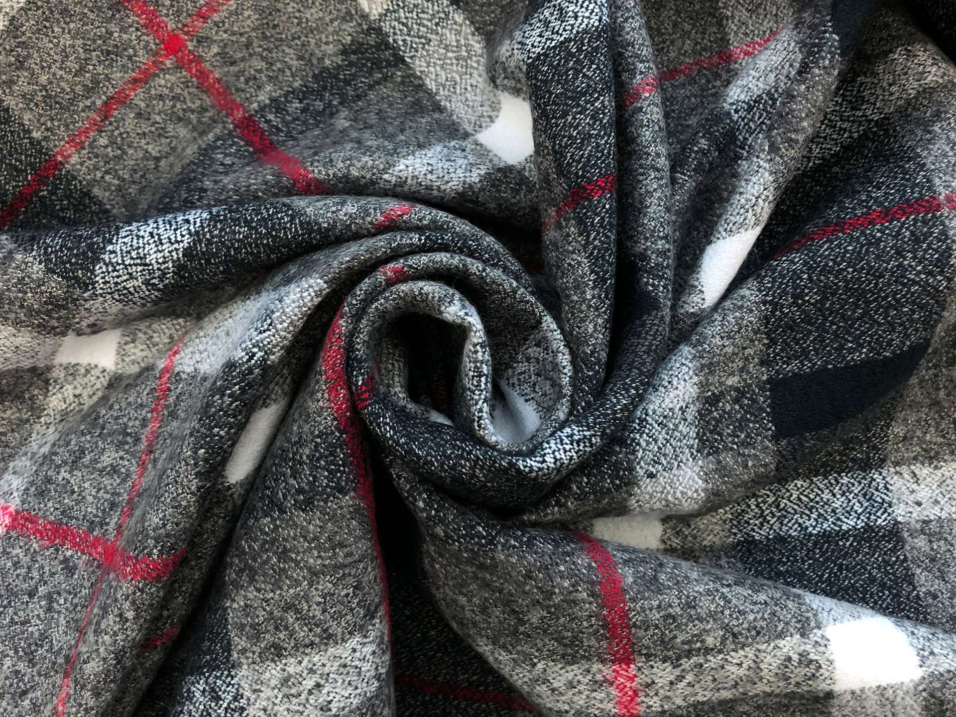 Cotton Flannel Plaid in Smoke