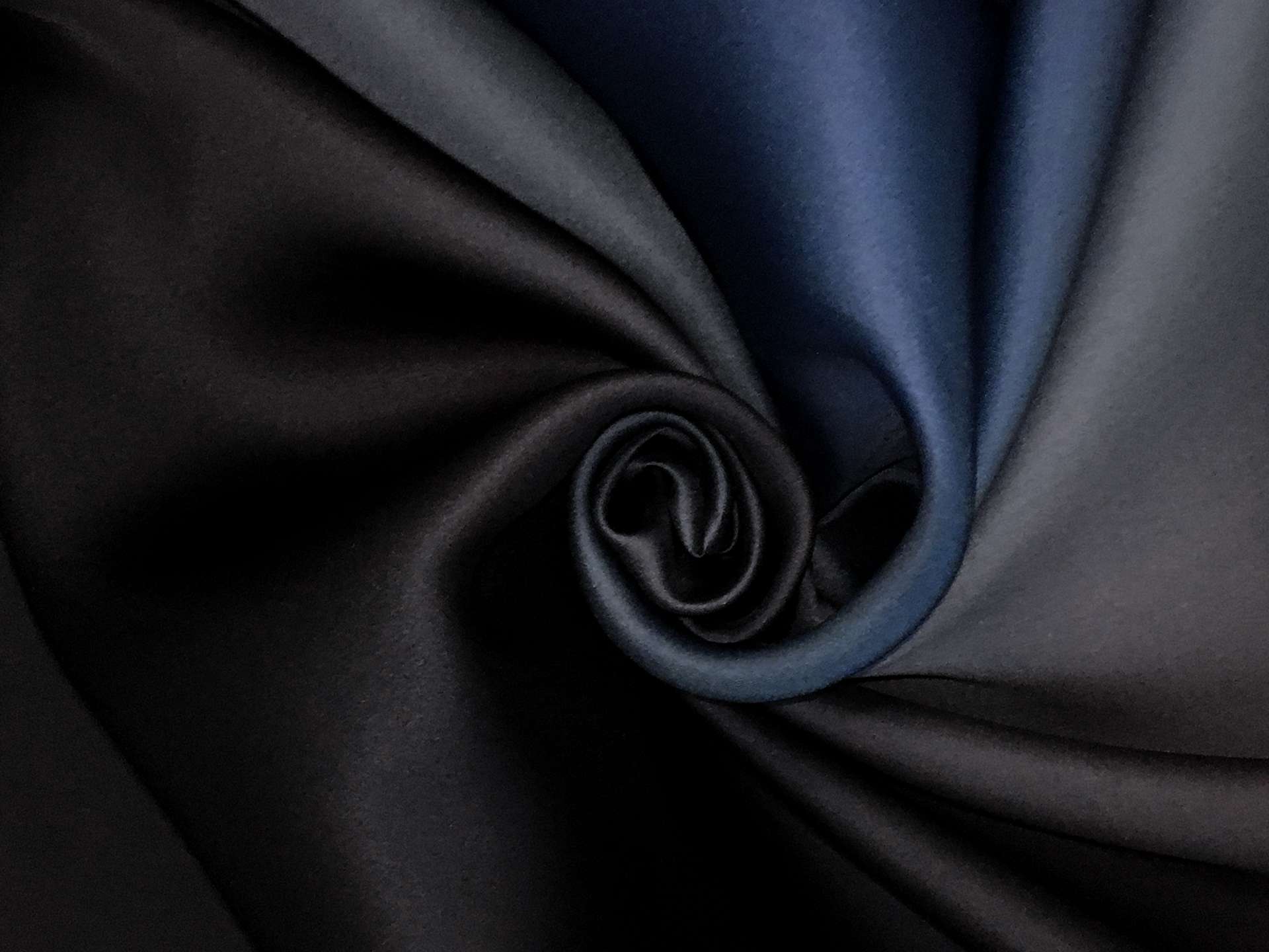Ombré Silk Satin Organza in Navy Blue 