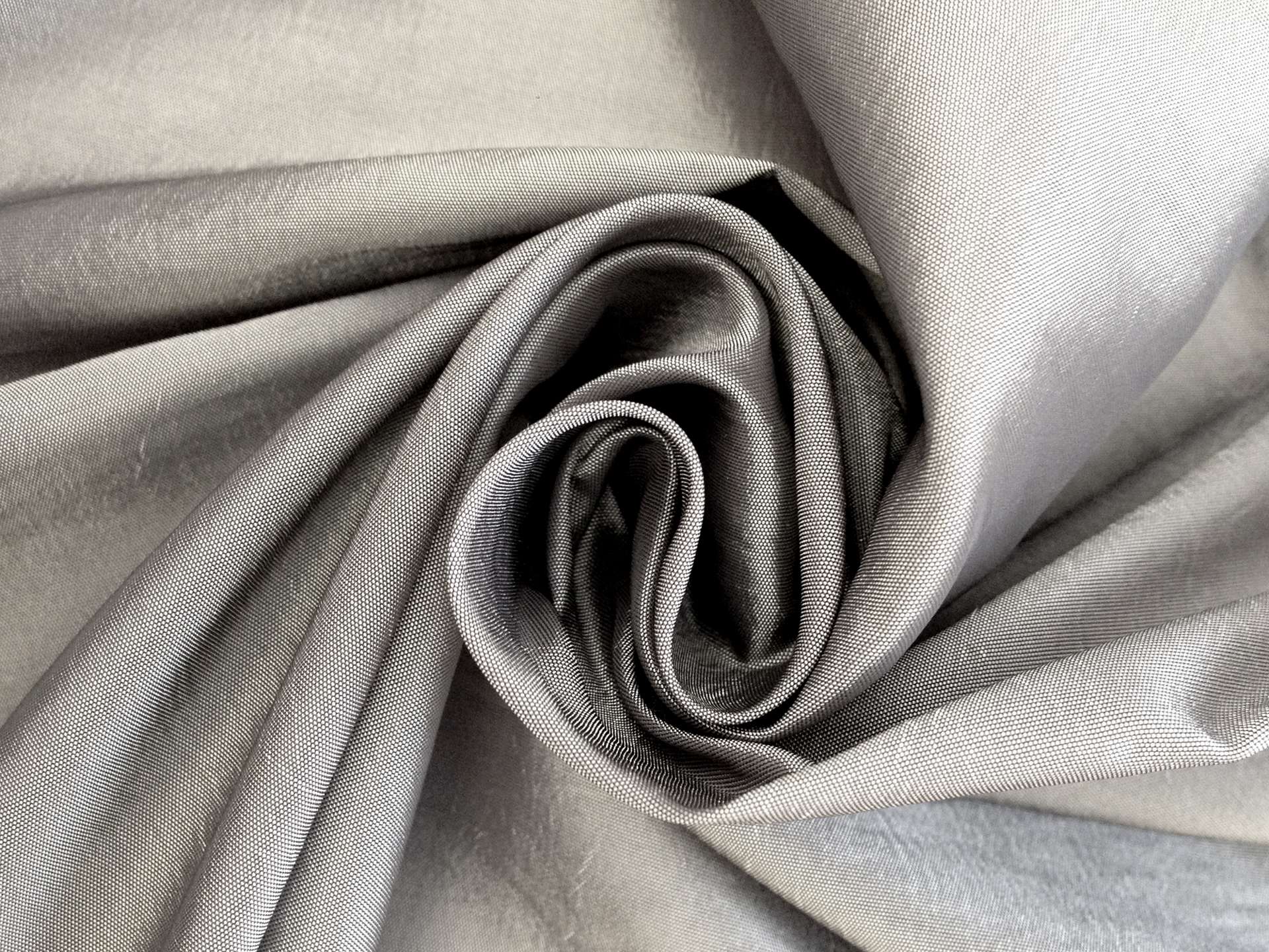 Two Tone Nylon and Polyester Blend Taffeta in Black and White 