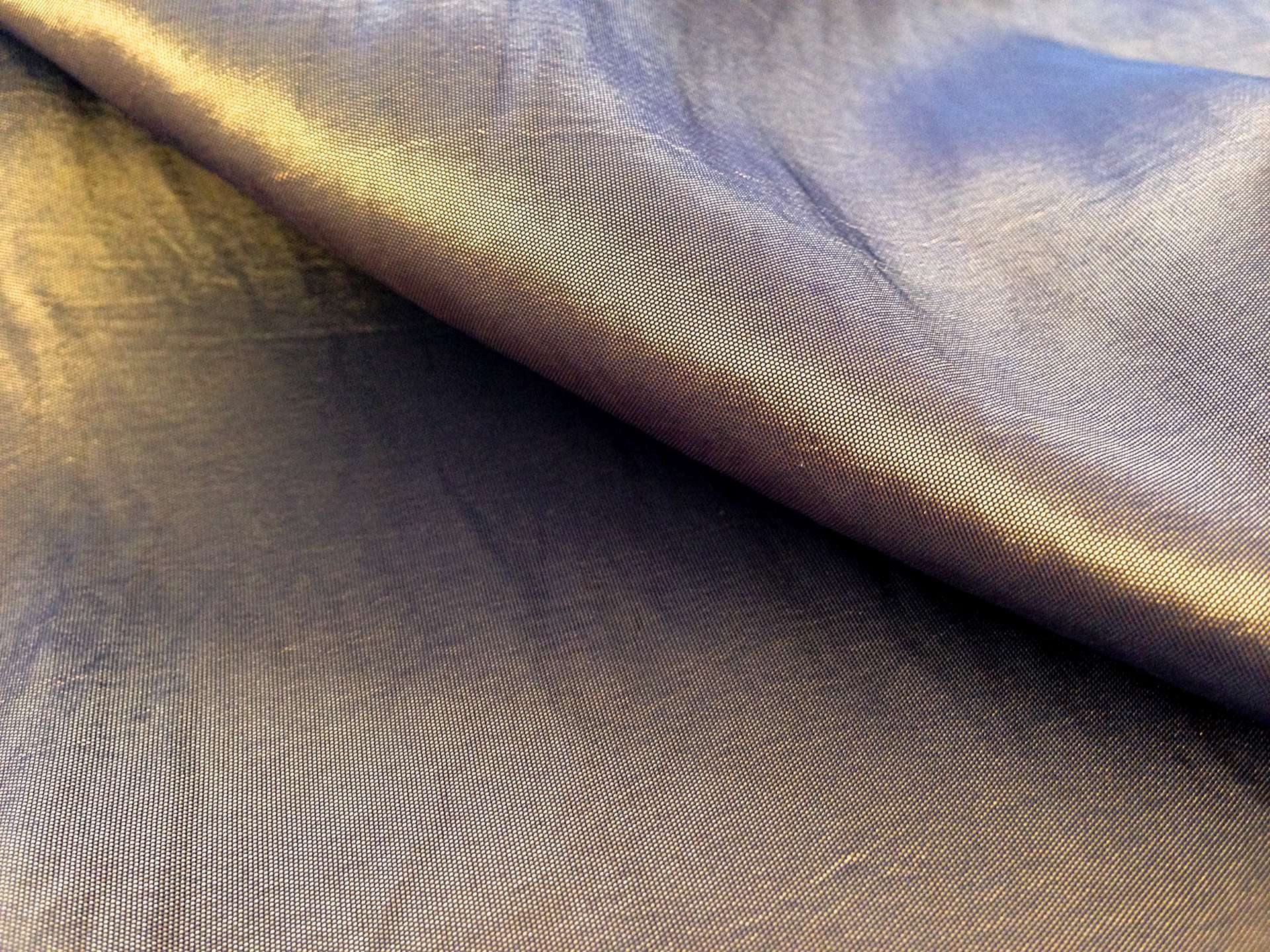 Two Tone Nylon and Polyester Blend Taffeta in Navy and Caramel