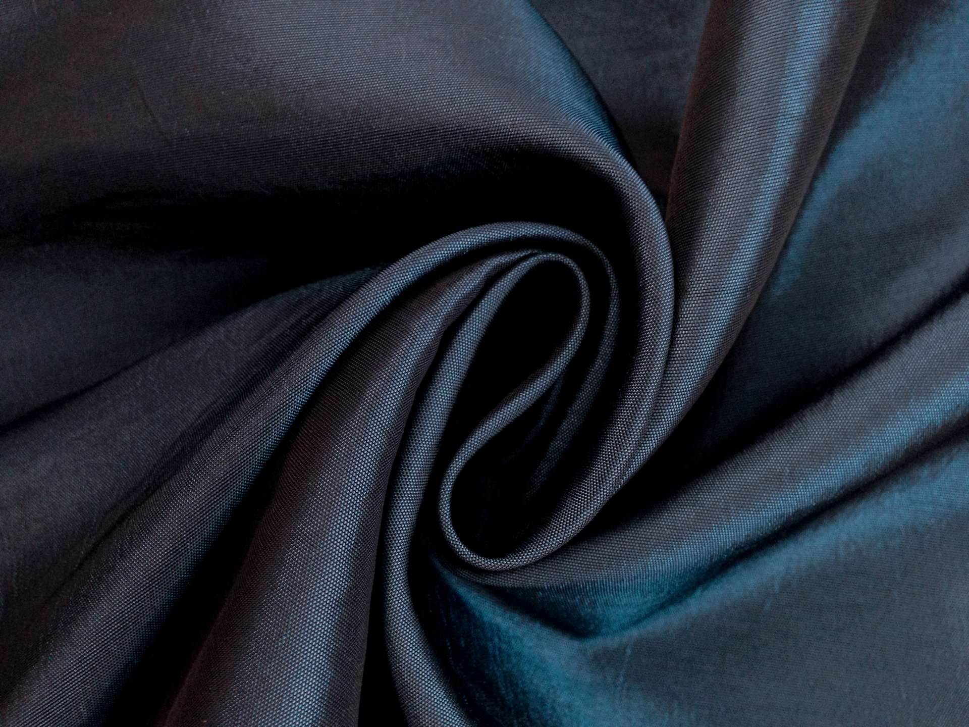 Two Tone Nylon and Polyester Blend Taffeta in Black and Royal