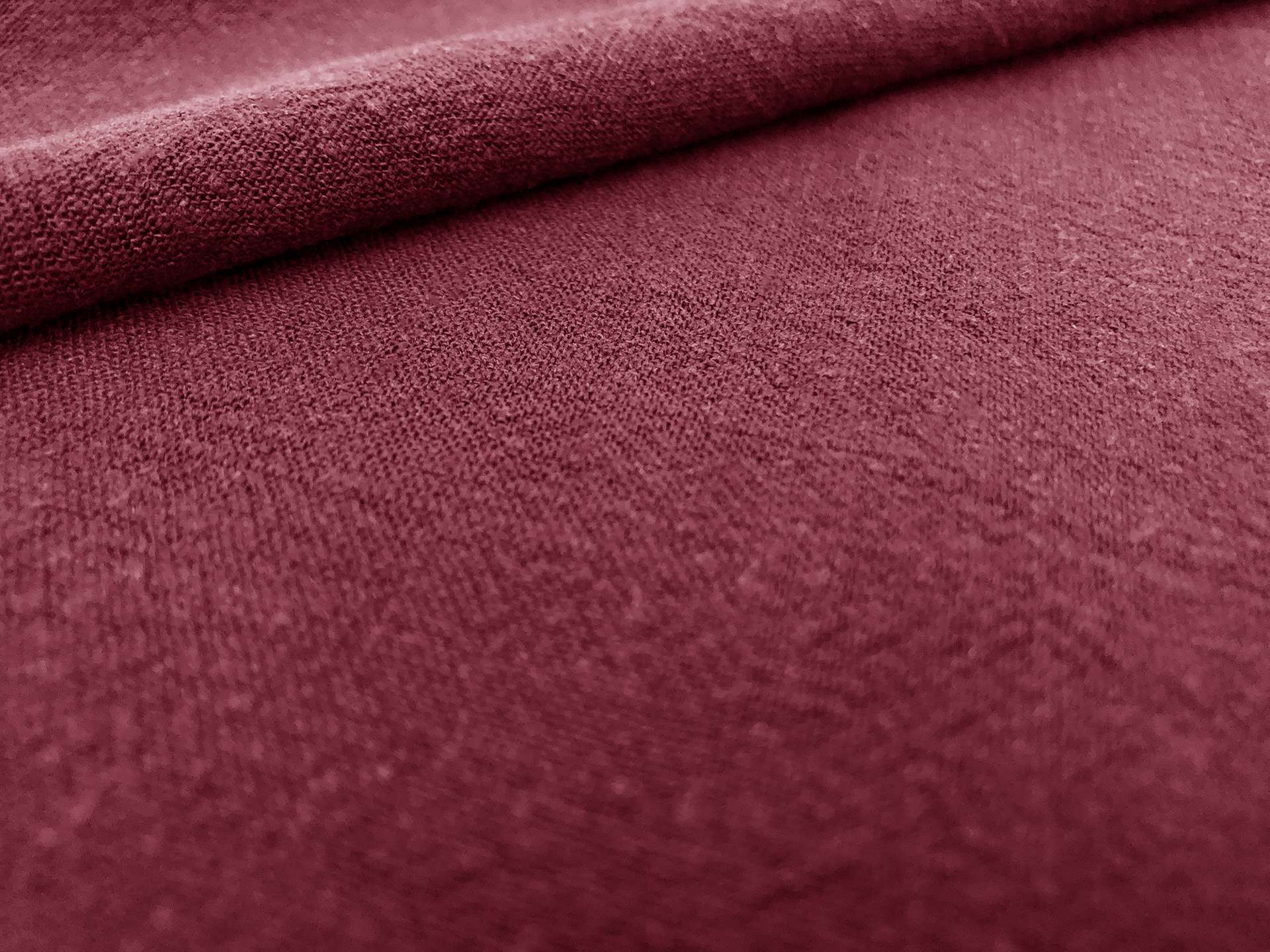 Sustainable Viscose Linen Blend Noil in Burgundy