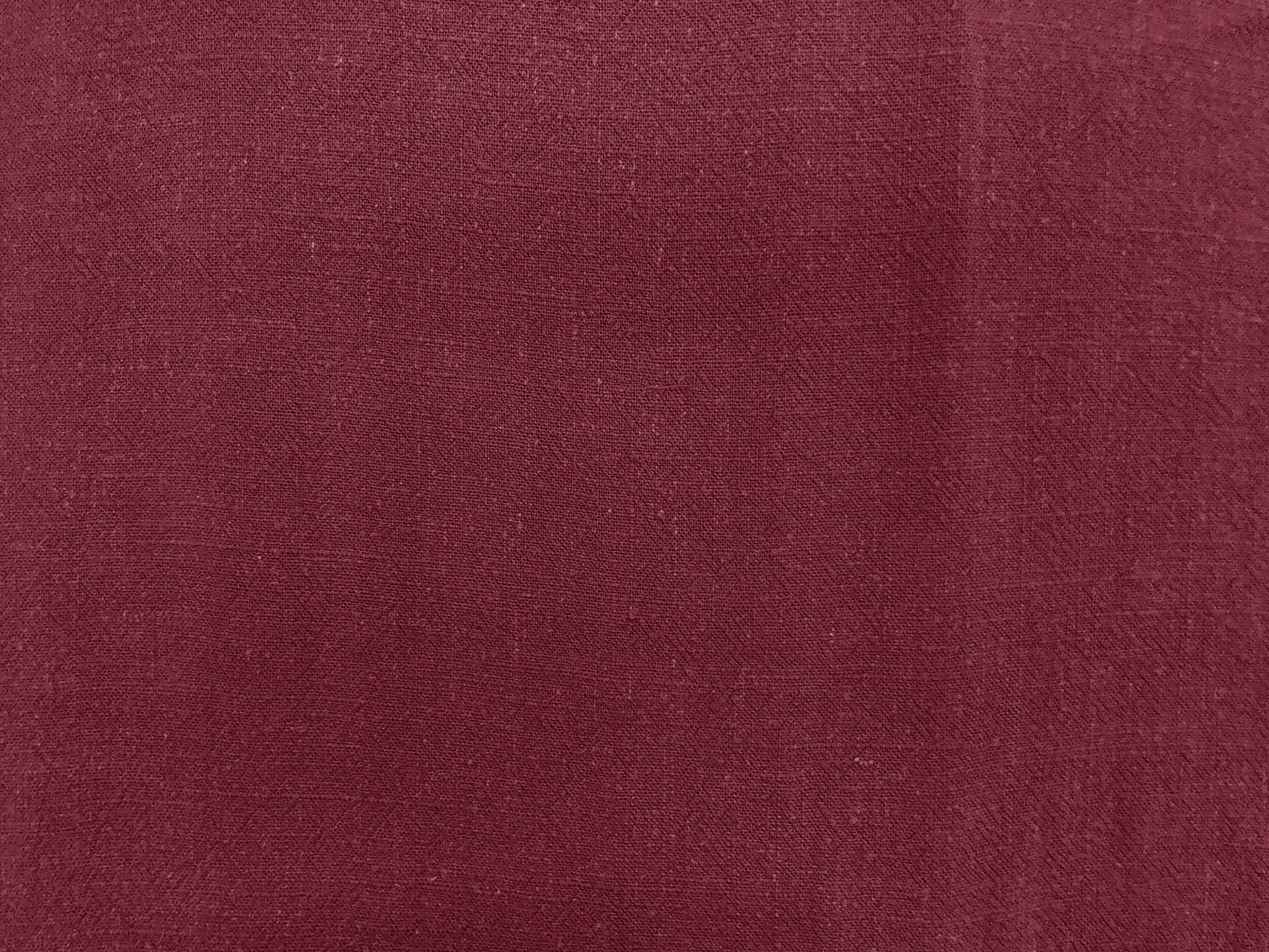 Sustainable Viscose Linen Blend Noil in Burgundy